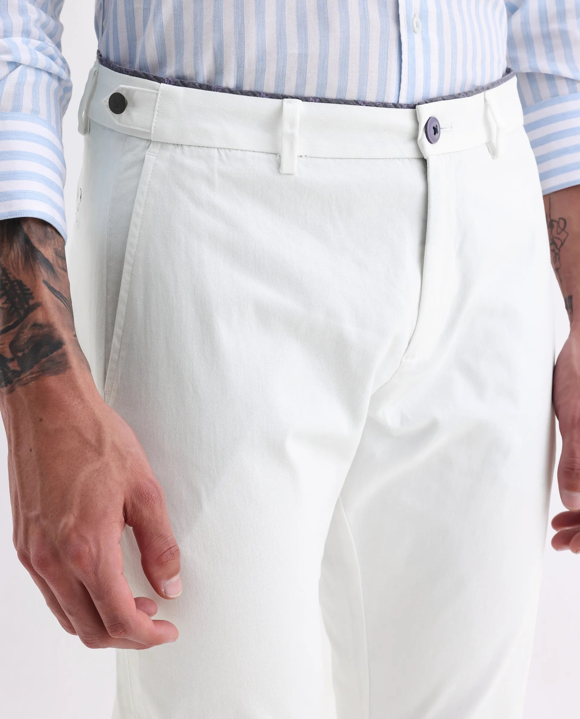 Rare Rabbit Men's Trews-22 White Cotton Plain Regular Fit Trouser