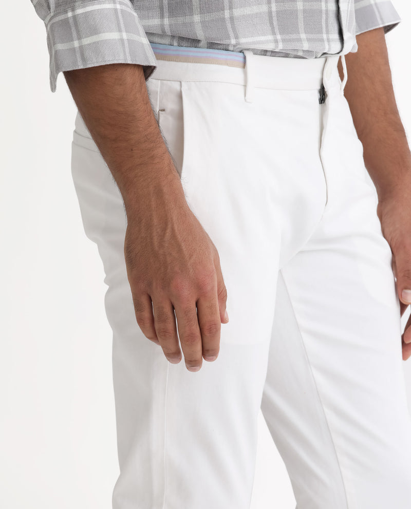 Rare Rabbit Men's Trellis White Solid Mid-Rise Regular Fit Stretch Trouser