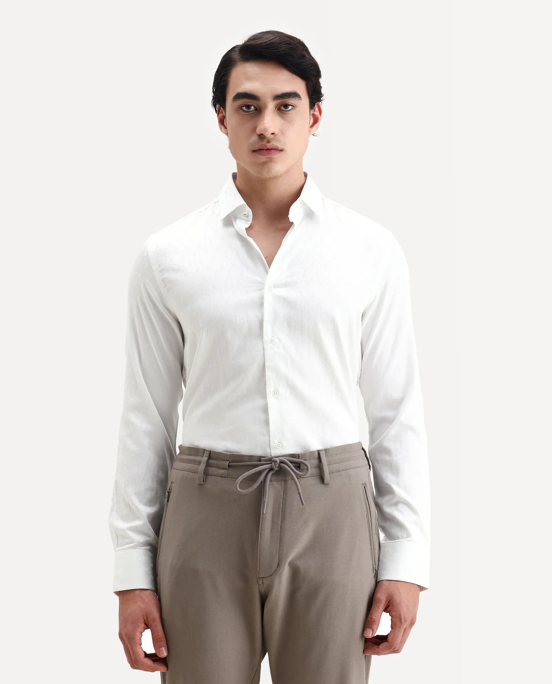 Rare Rabbit Men's Trica White Cotton Plain Regular Fit Full Sleeve Collared Shirt