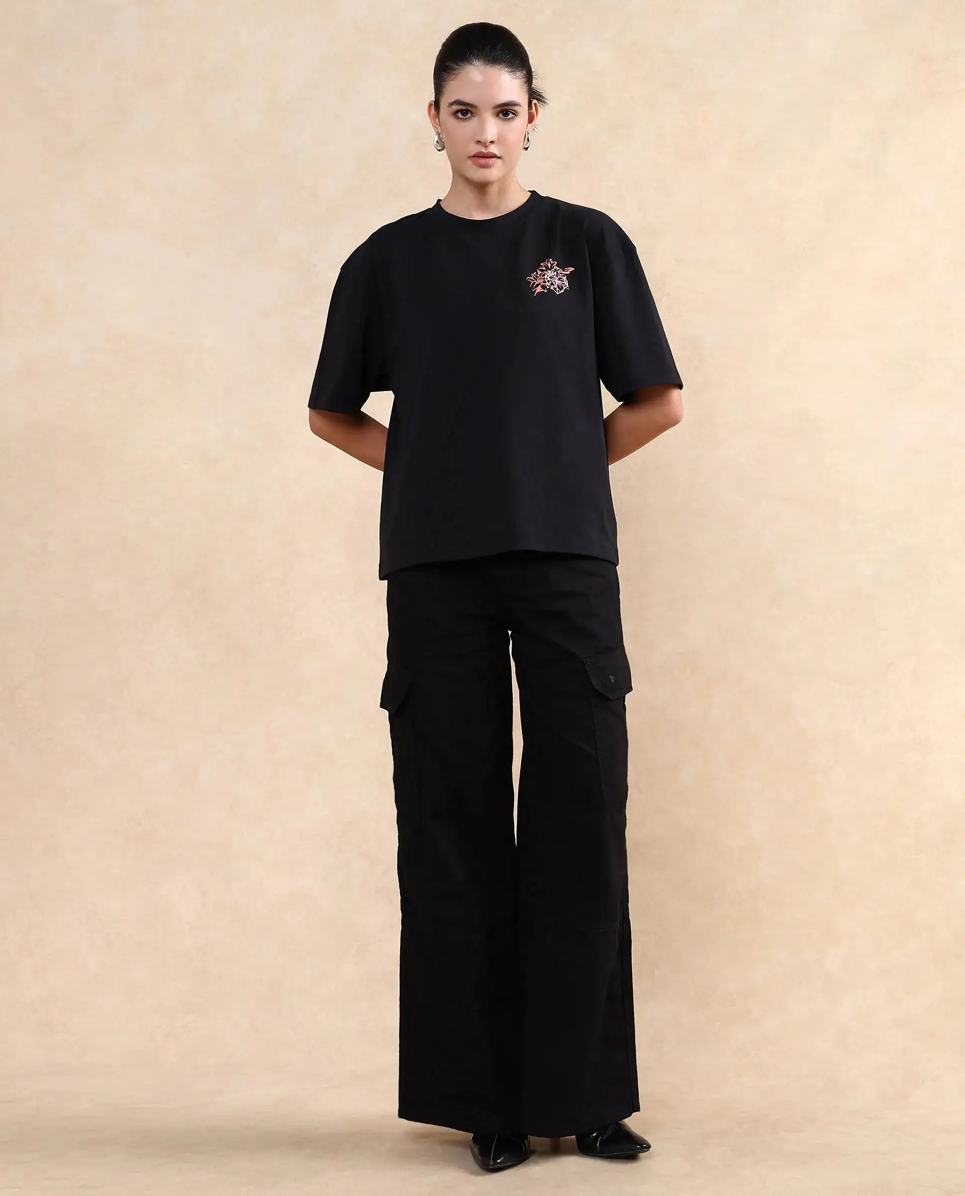 Rareism Women Trill Black Cotton Blend Fabric Short Sleeve Crew Neck Oversized Fit Graphic Print T-Shirt