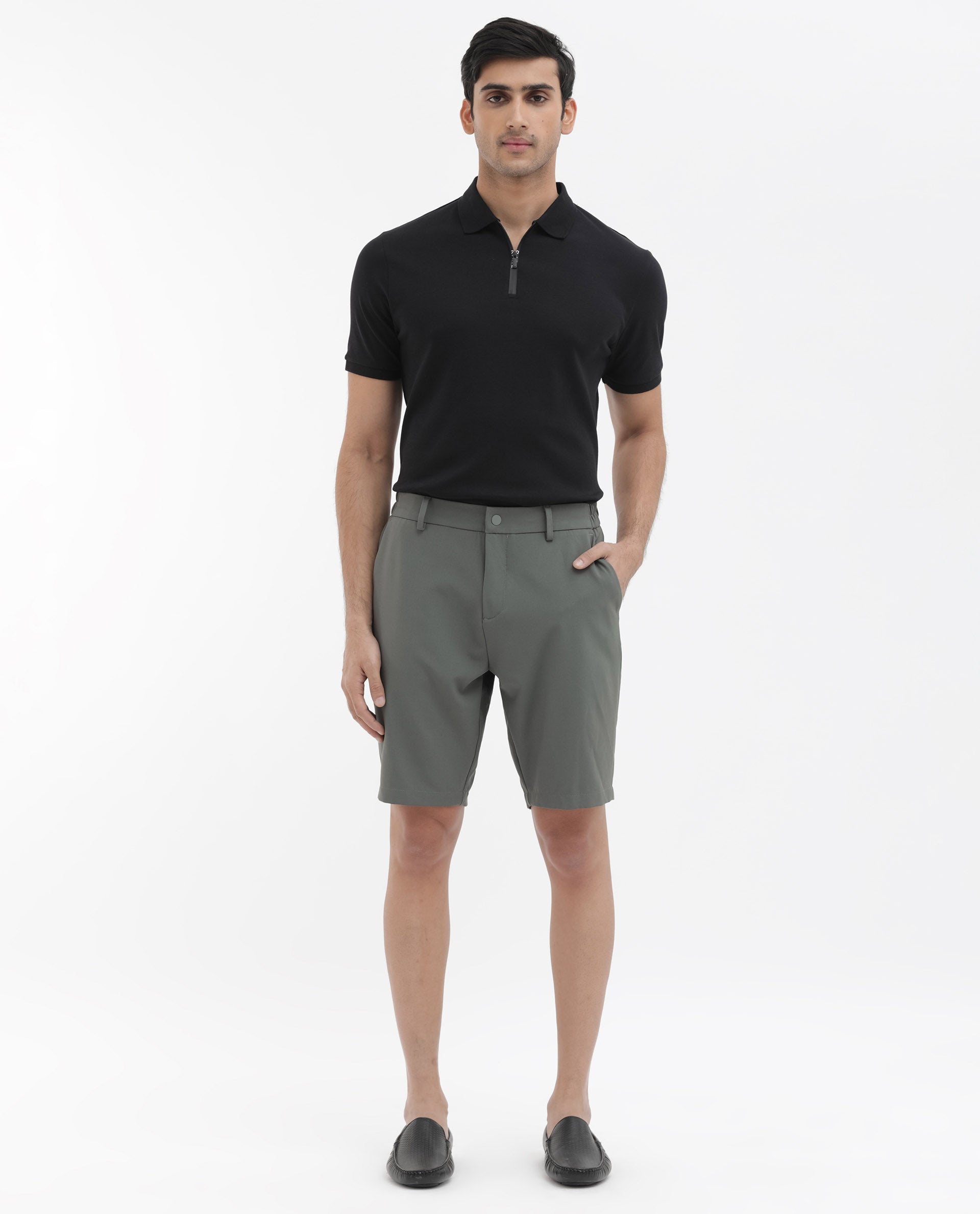 Rare Rabbit Mens Trip-1 Green Mid Rise Regular Fit Solid Shorts