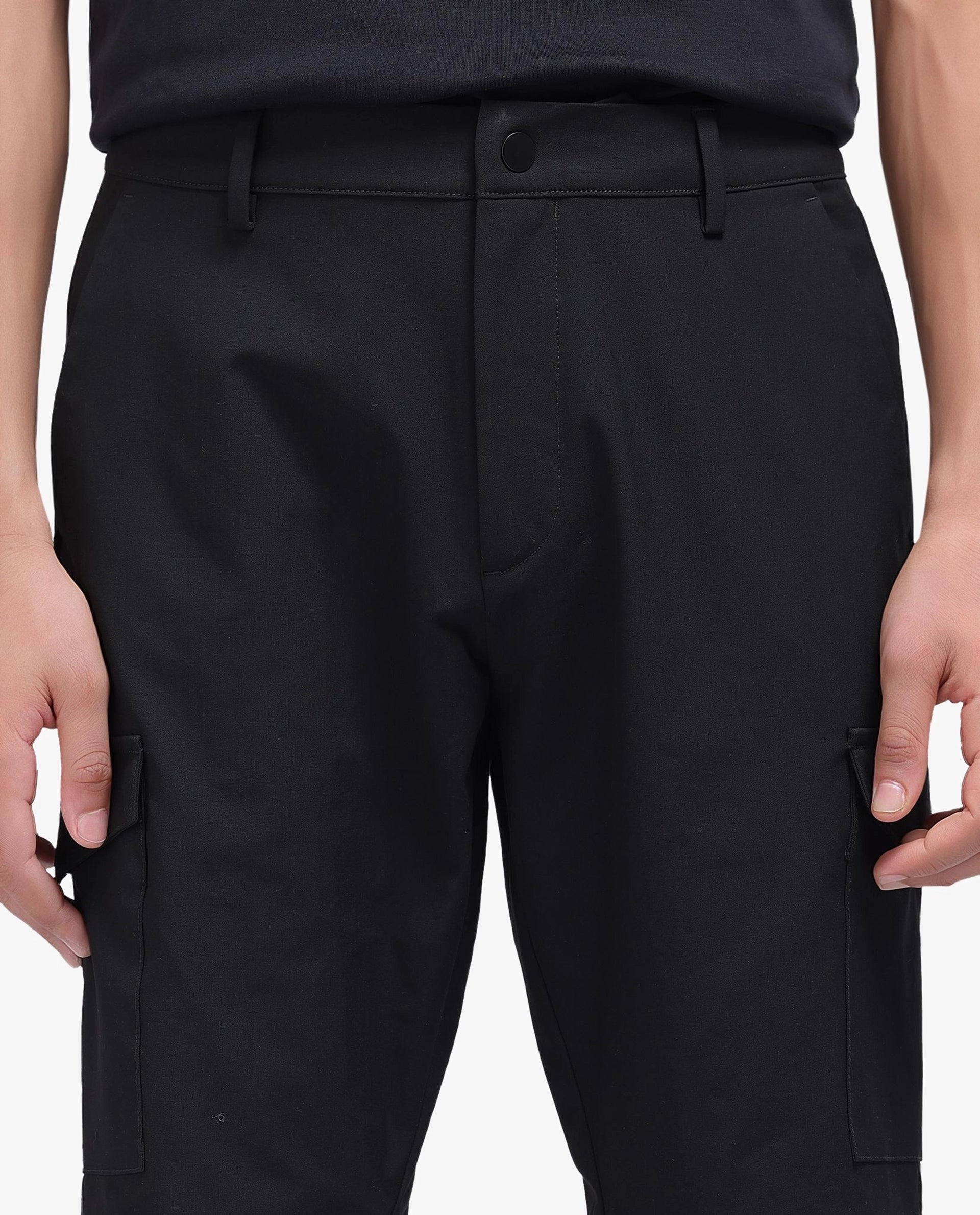 Rare Rabbit Men Tripco Black Button And Zip Closure Relaxed Fit Plain Shorts