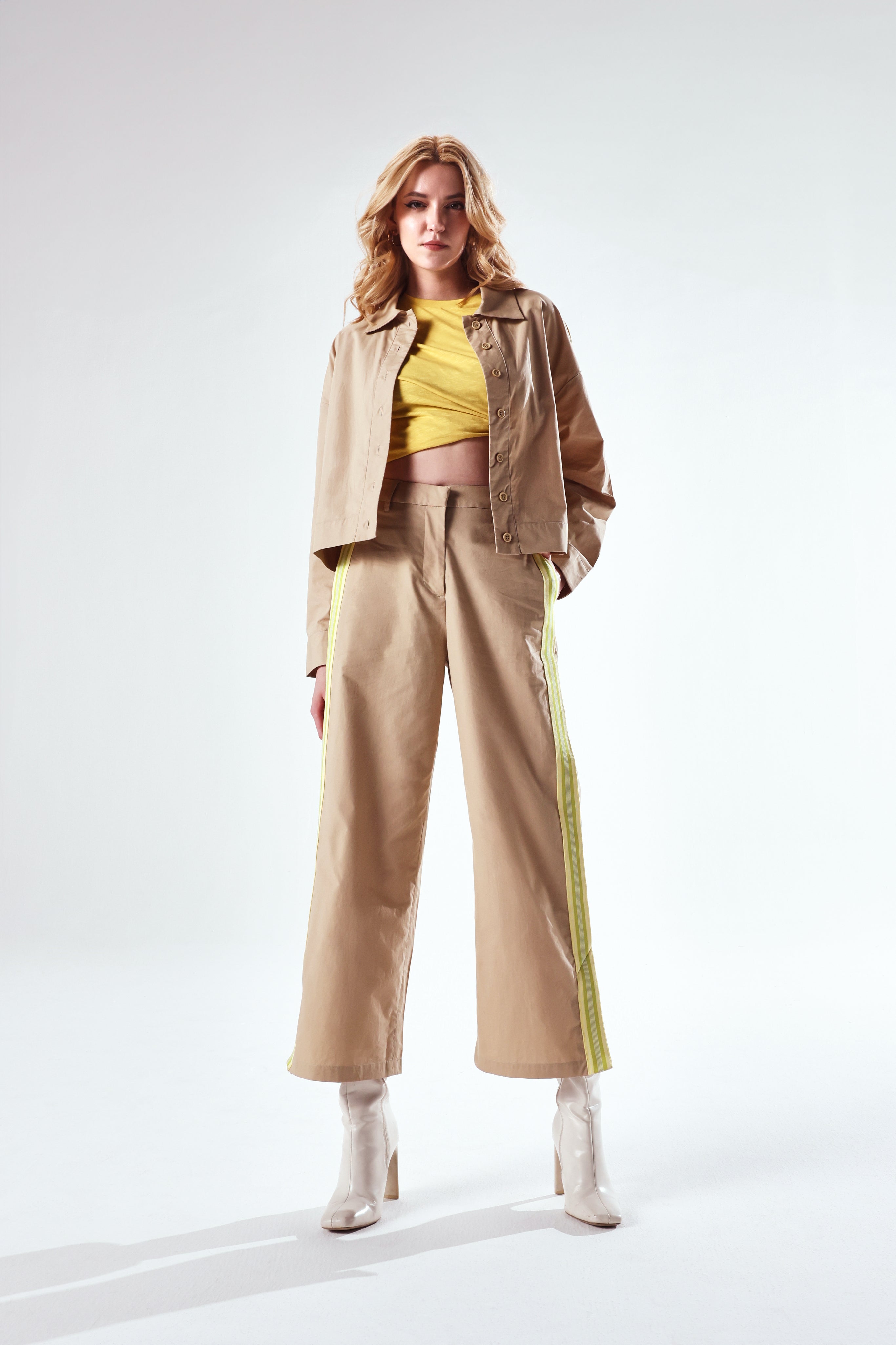 Rareism Women's Nocam S Beige Cotton Spread Collar Plain Cuffed Sleeve Relaxed Fit Shirt