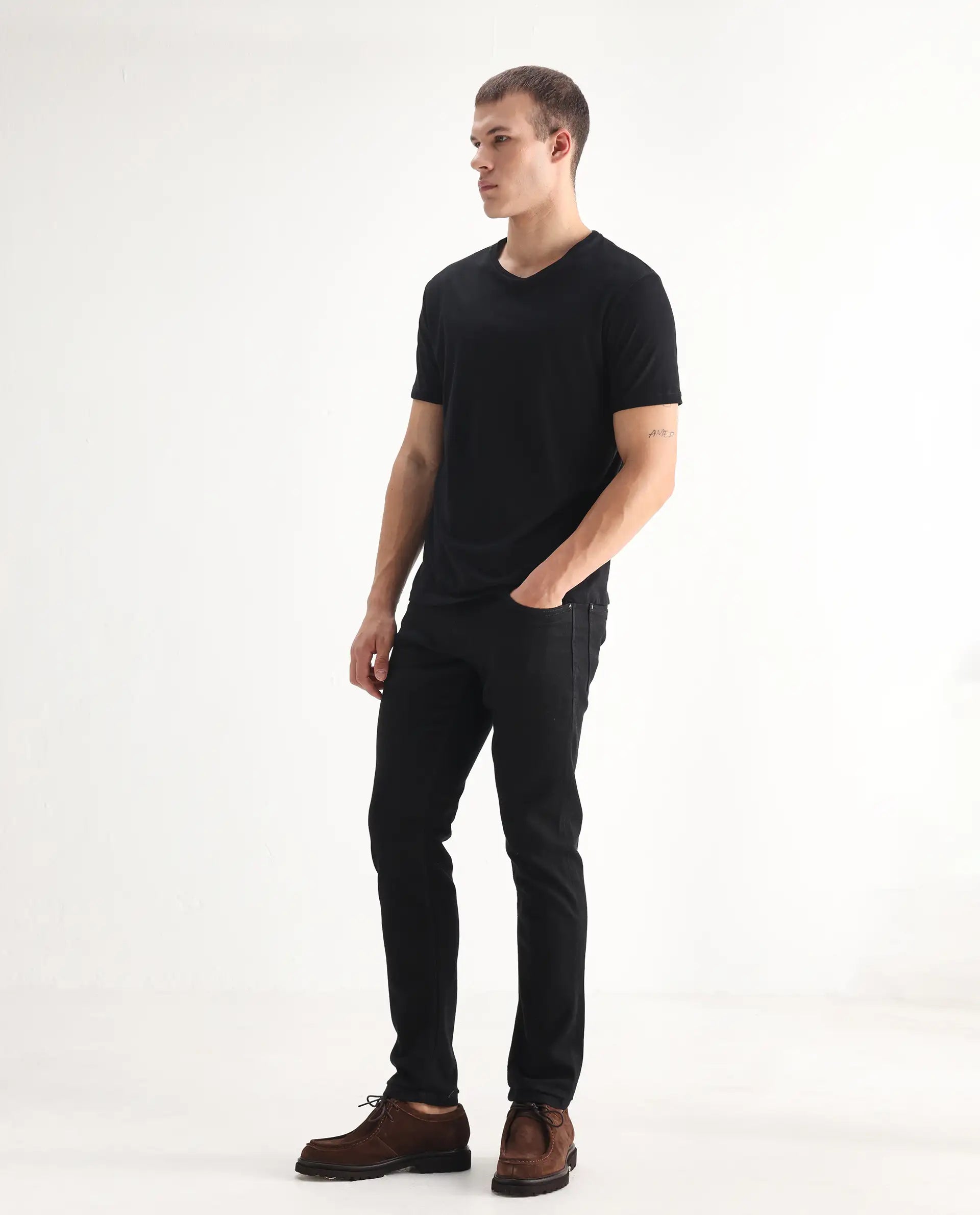Rare Rabbit Men's Umo Black Cotton Blend Plain Hawk Slim Fit Jeans