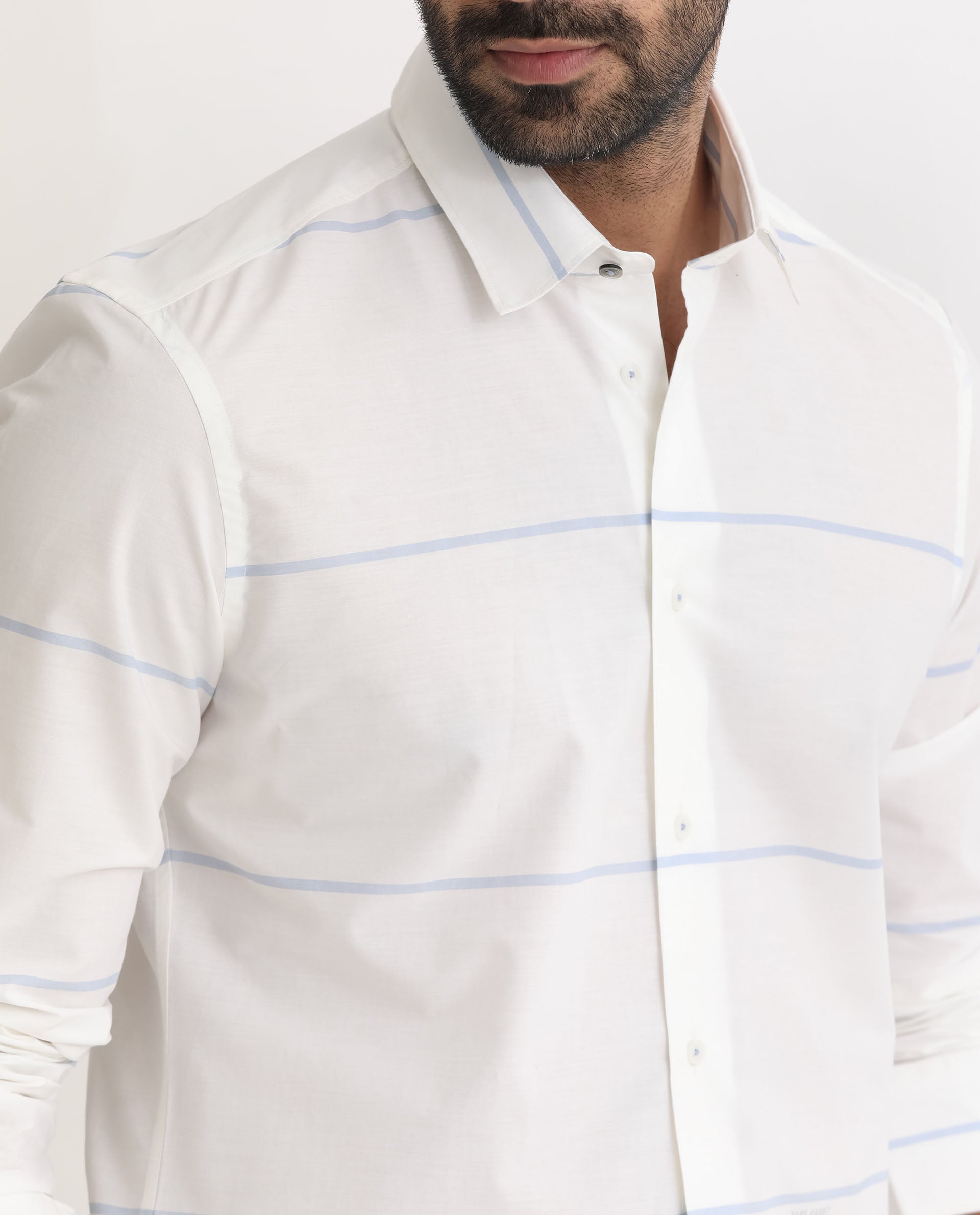 Rare Rabbit Men's Uniosn White Cotton Fabric Full Sleeves Striped Shirt