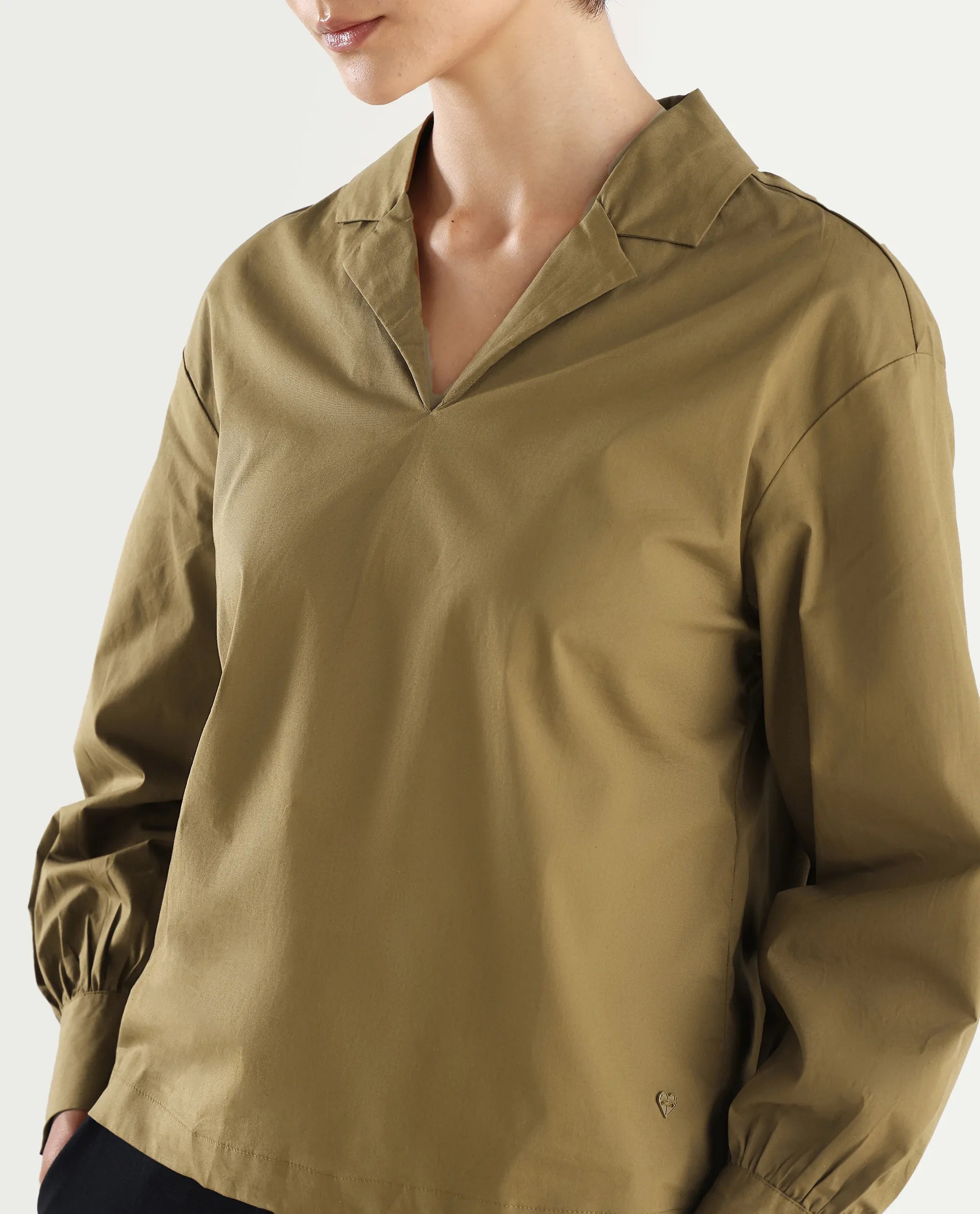 Rareism Women's Uono Light Brown Cotton Blend Lapel Neck Plain Cuffed Sleeve Regular Fit Top