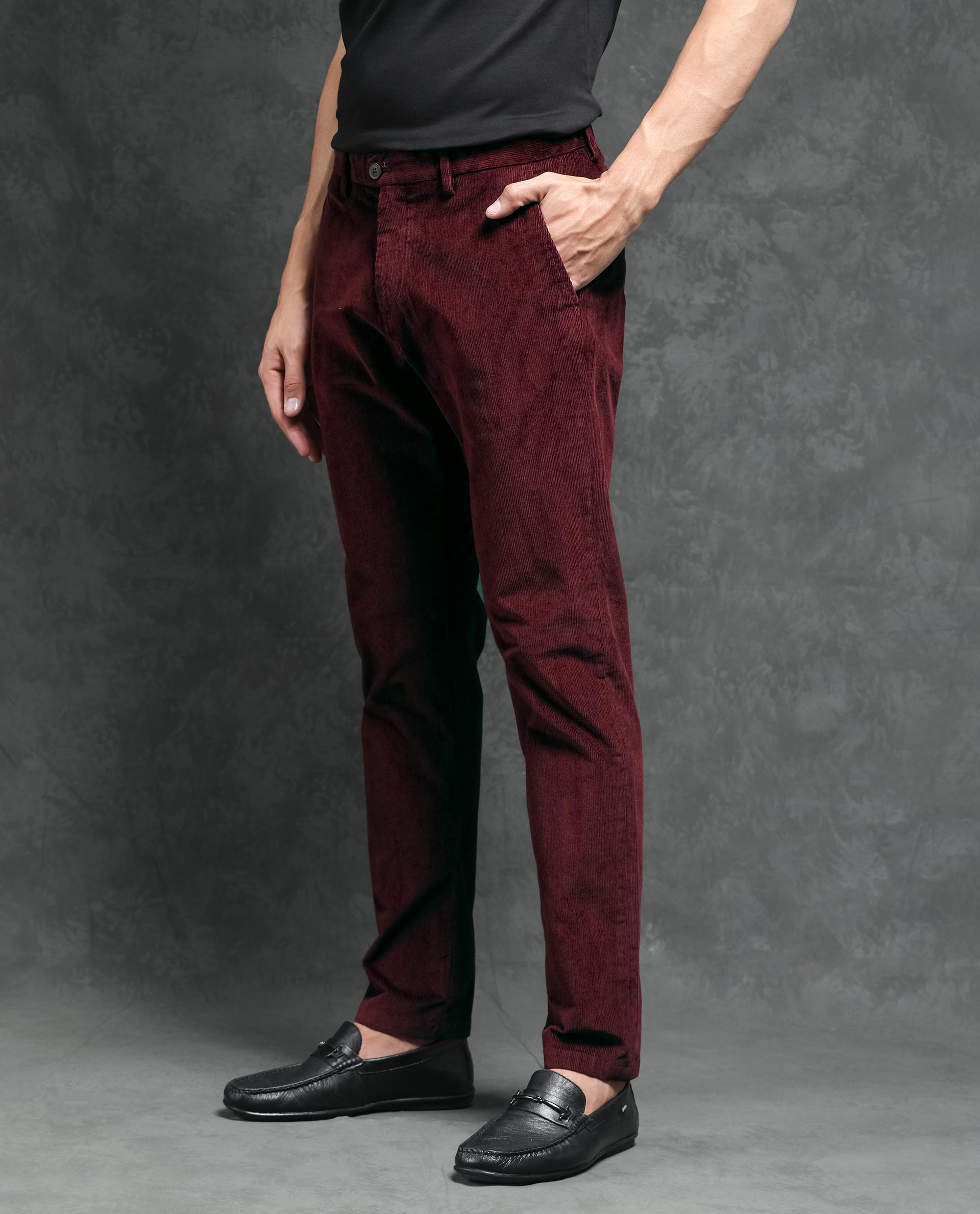 Buy Highlander Maroon Slim Fit Solid Regular Trousers for Men Online at  Rs.629 - Ketch