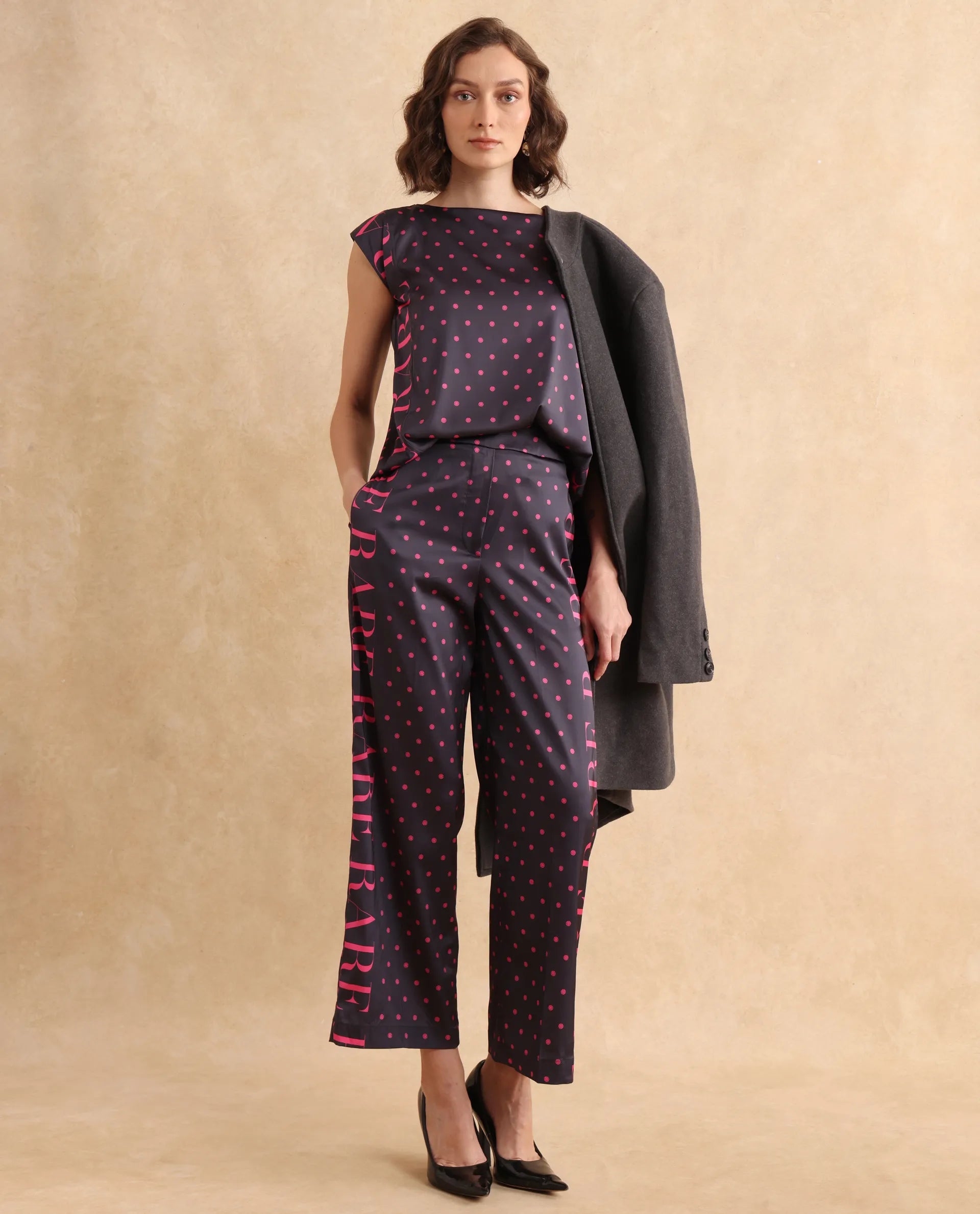 Rareism Women Utkco-B Dark Grey Polyester Fabric Tie Up Closure Straight Fit Ankle Length Polka Print Trouser