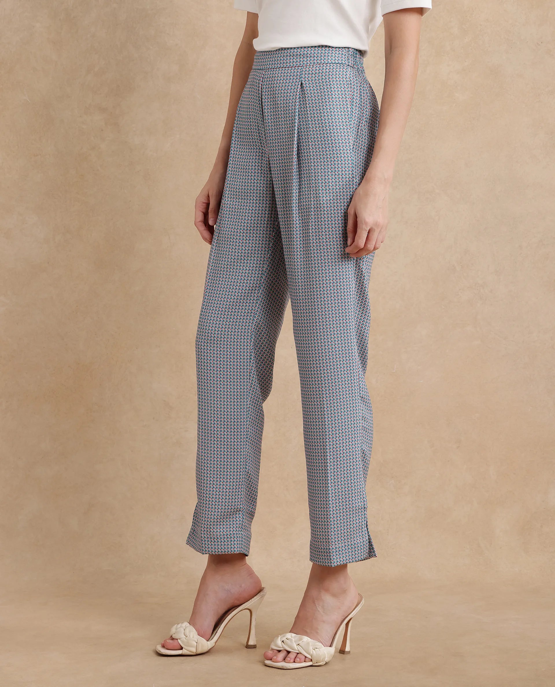 Rareism Women Utkil-B Multi Polyester Fabric Button Closure Straight Fit Ankle Length Houndstooth Trouser