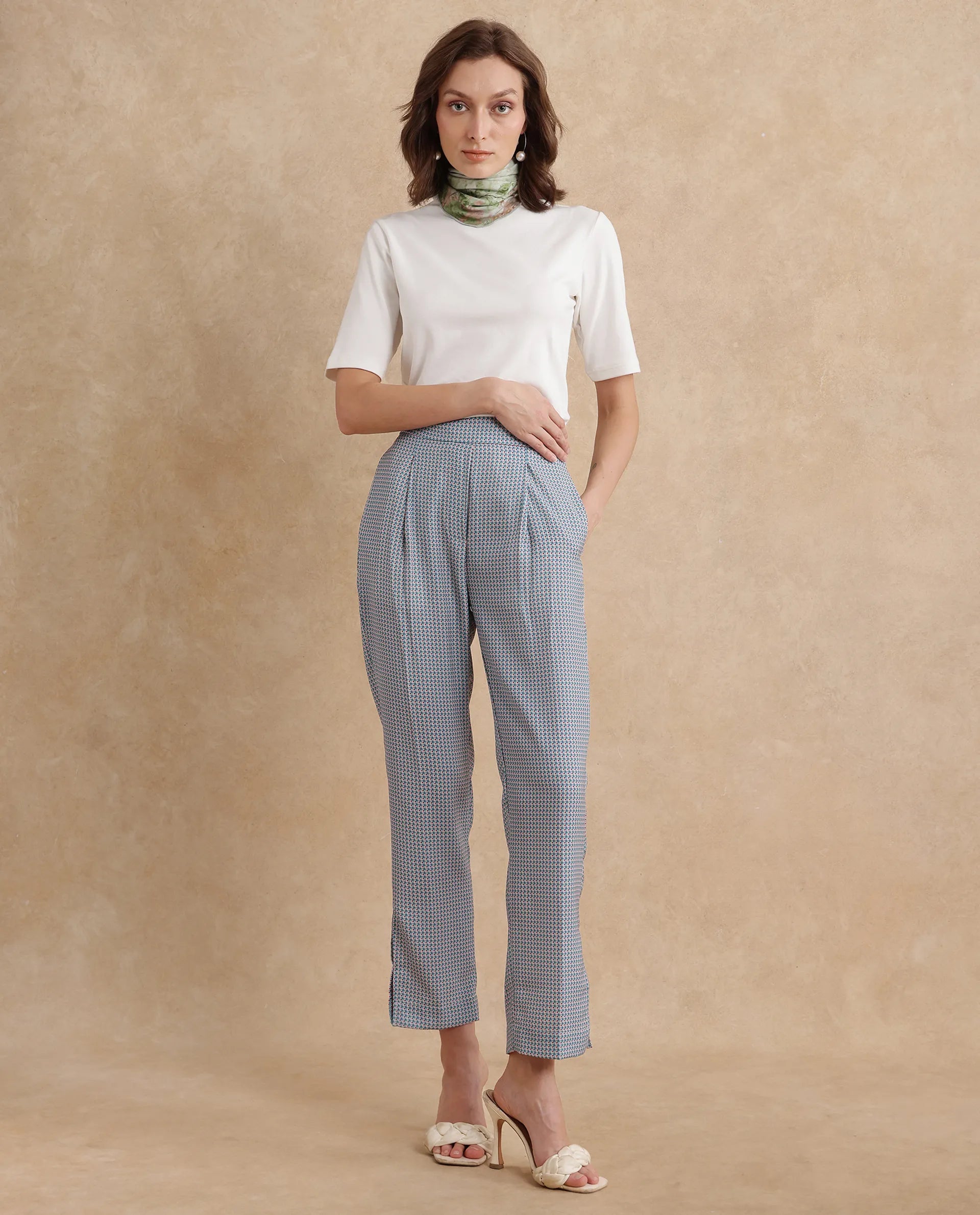 Rareism Women Utkil-B Multi Polyester Fabric Button Closure Straight Fit Ankle Length Houndstooth Trouser