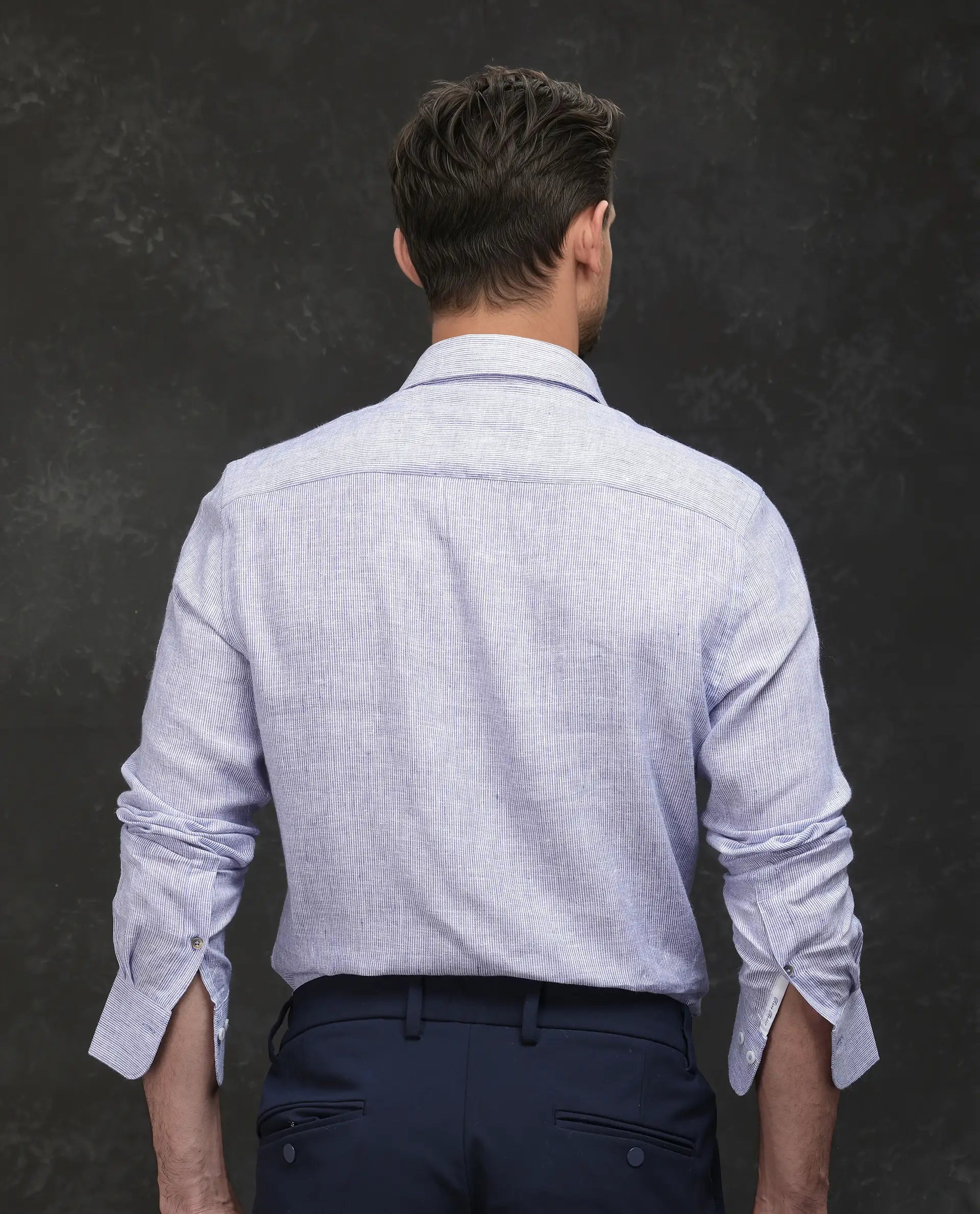 Rare Rabbit Men Valt Light Blue Linen Lyocell Fabric Full Sleeve Spread Collar Button Closure Plain Shirt