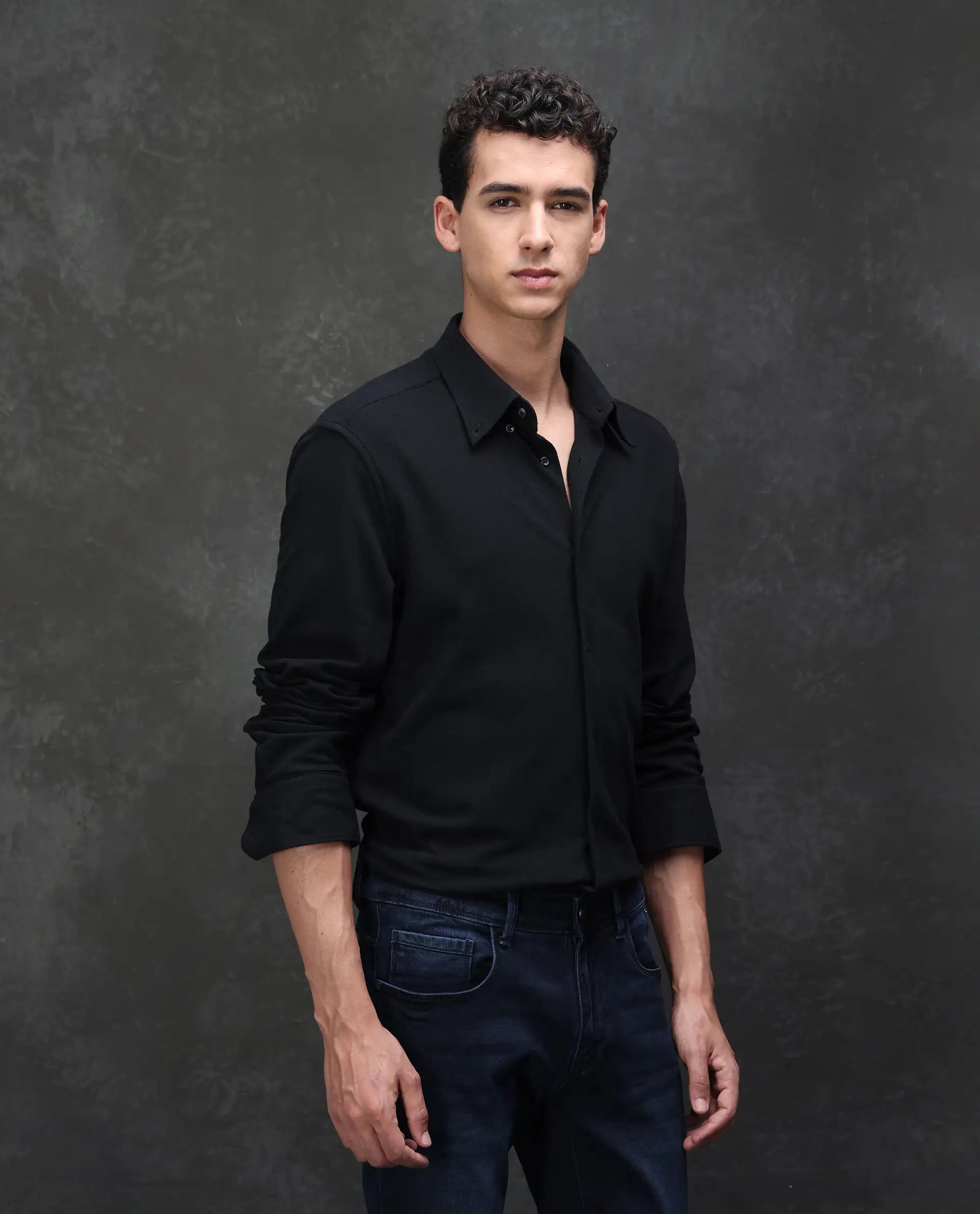 Rare Rabbit Men's Vane-25 Black Cotton Plain Regular Fit Full Sleeve Button-Down Collar Shirt