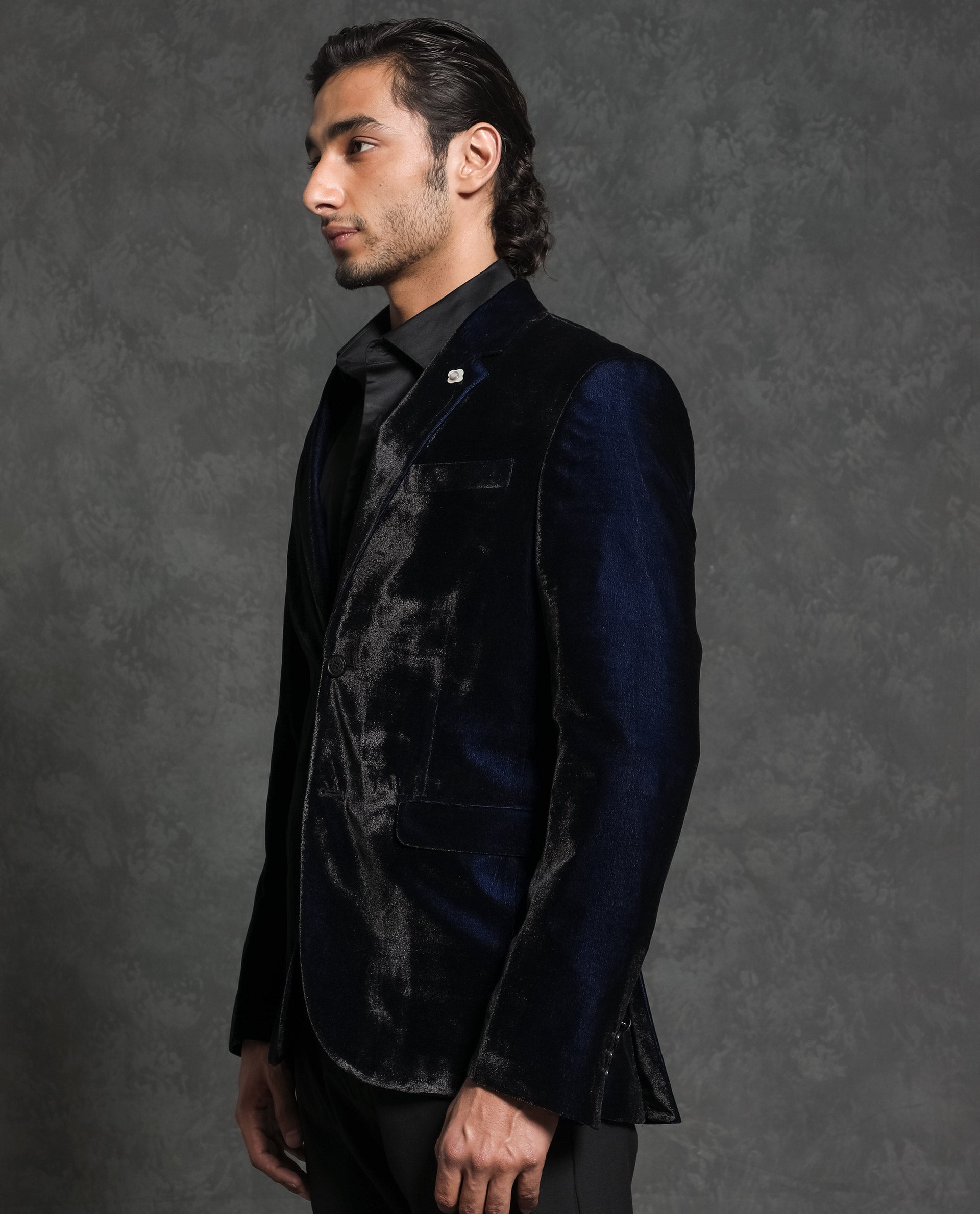 Rare Rabbit Men's Velter Dark Blue Polyester Viscose Fabric Single Breasted Tailored Fit Two Tone Velvet Blazer