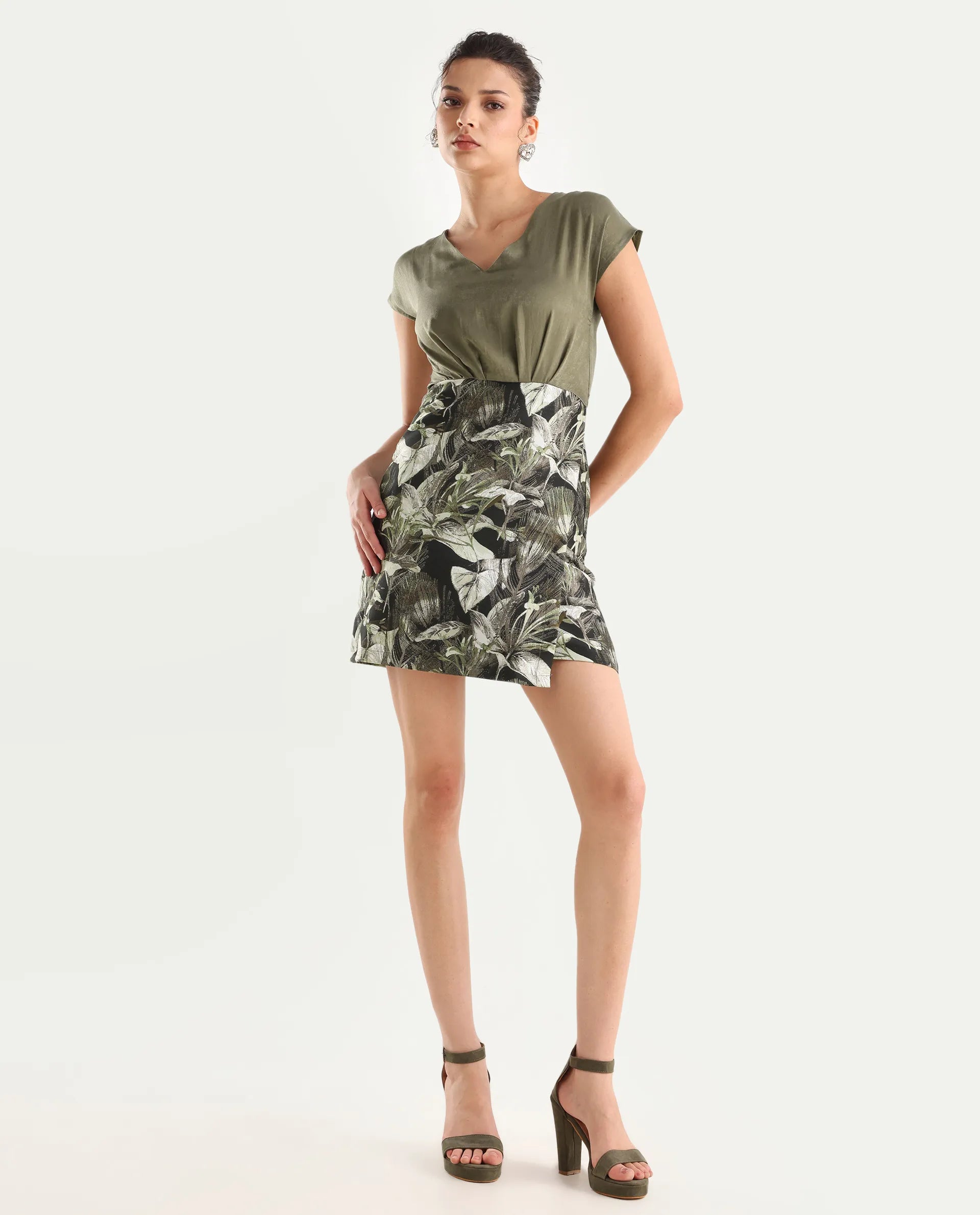 Rareism Women's Ventil Multi Satin V-Neck Jacquard Sleeveless Mini Fitted Dress