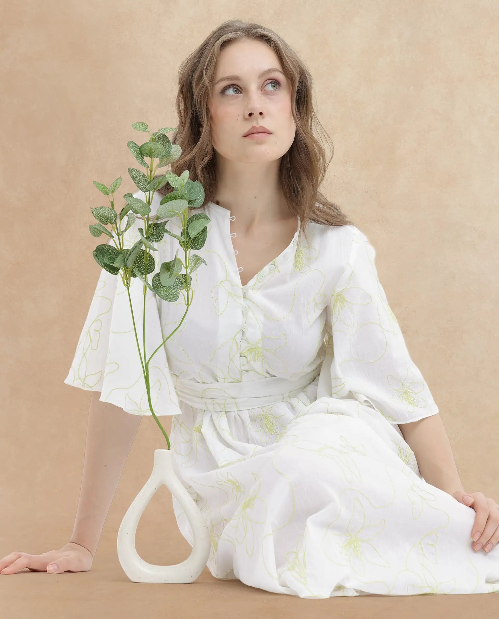 Rareism Womens Vera White Dress Short Sleeve Solid