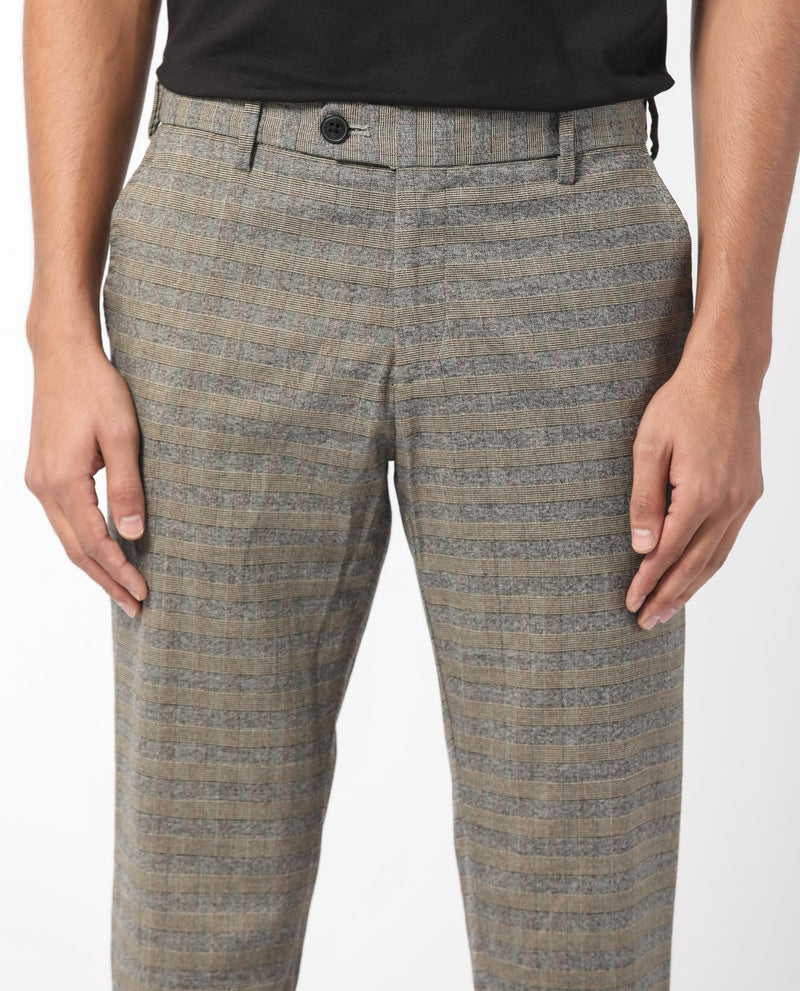 Rare Rabbit Men's Vertex Grey Mid-Rise Regular Fit Checks Trouser