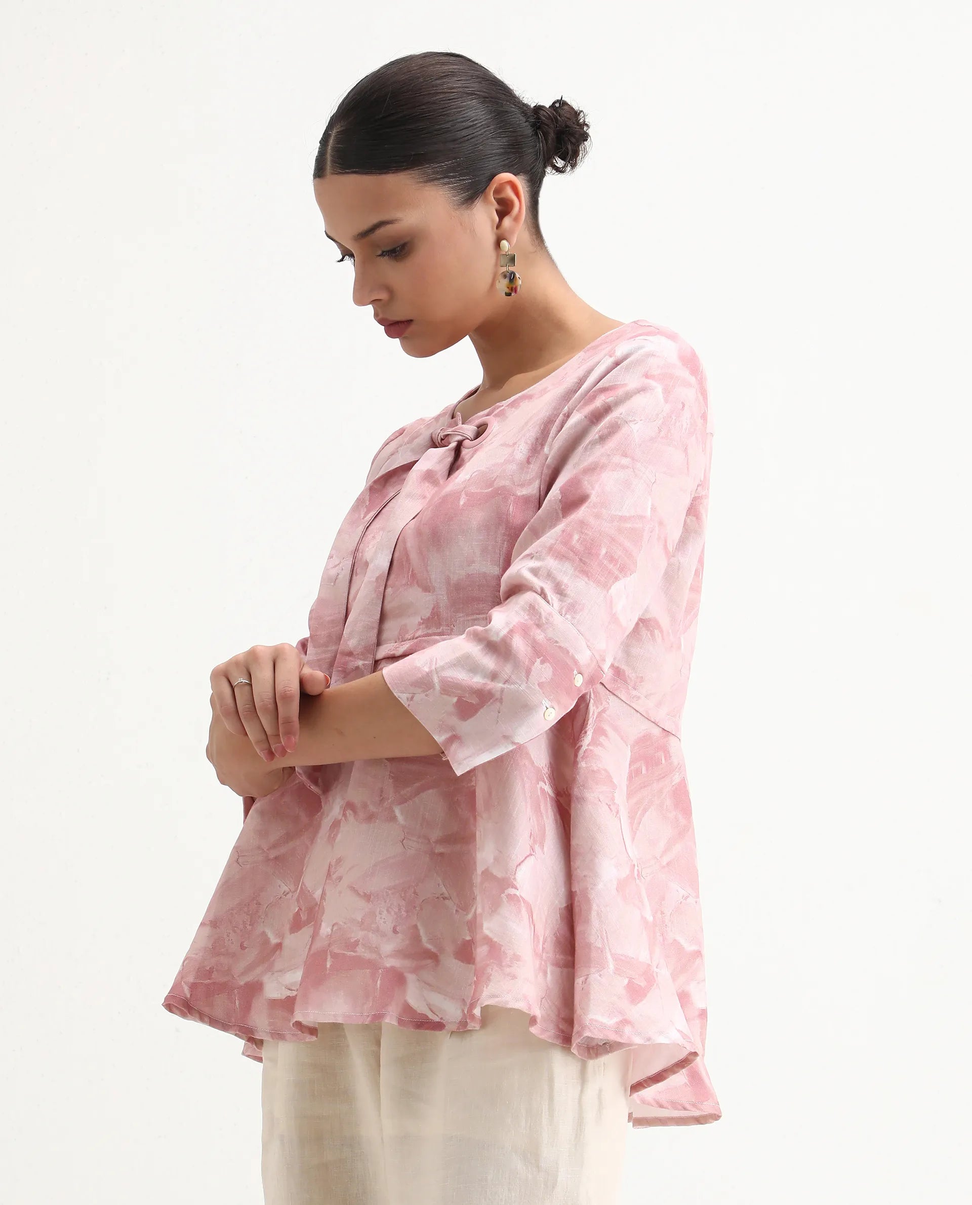 Rareism Women's Victor Pink Sweetheart Neck Printed Tailored Top