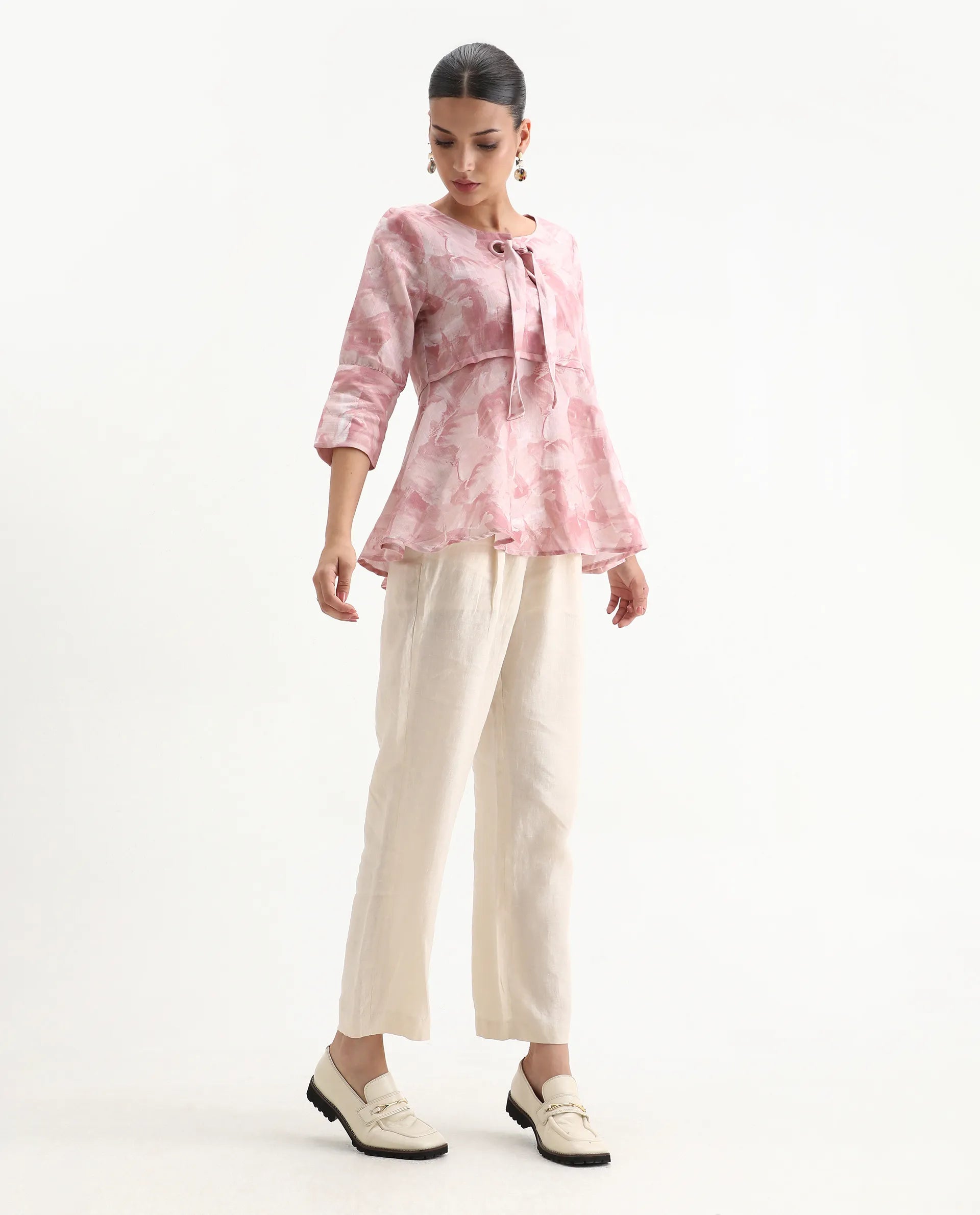 Rareism Women's Victor Pink Sweetheart Neck Printed Tailored Top