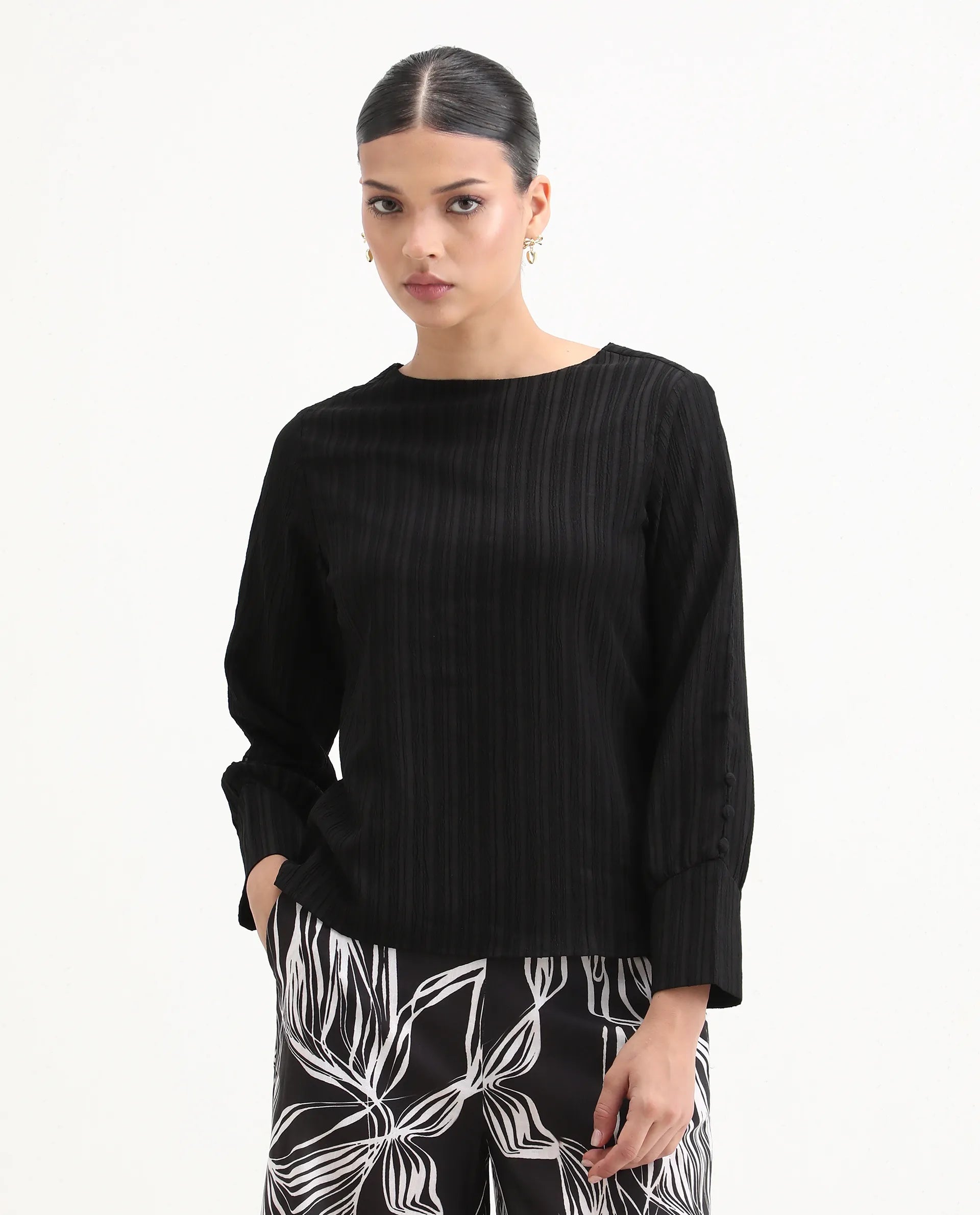 Rareism Women's Vinipo Black Polyester Blend Boat Neck Plain Cuffed Sleeve Regular Fit Top