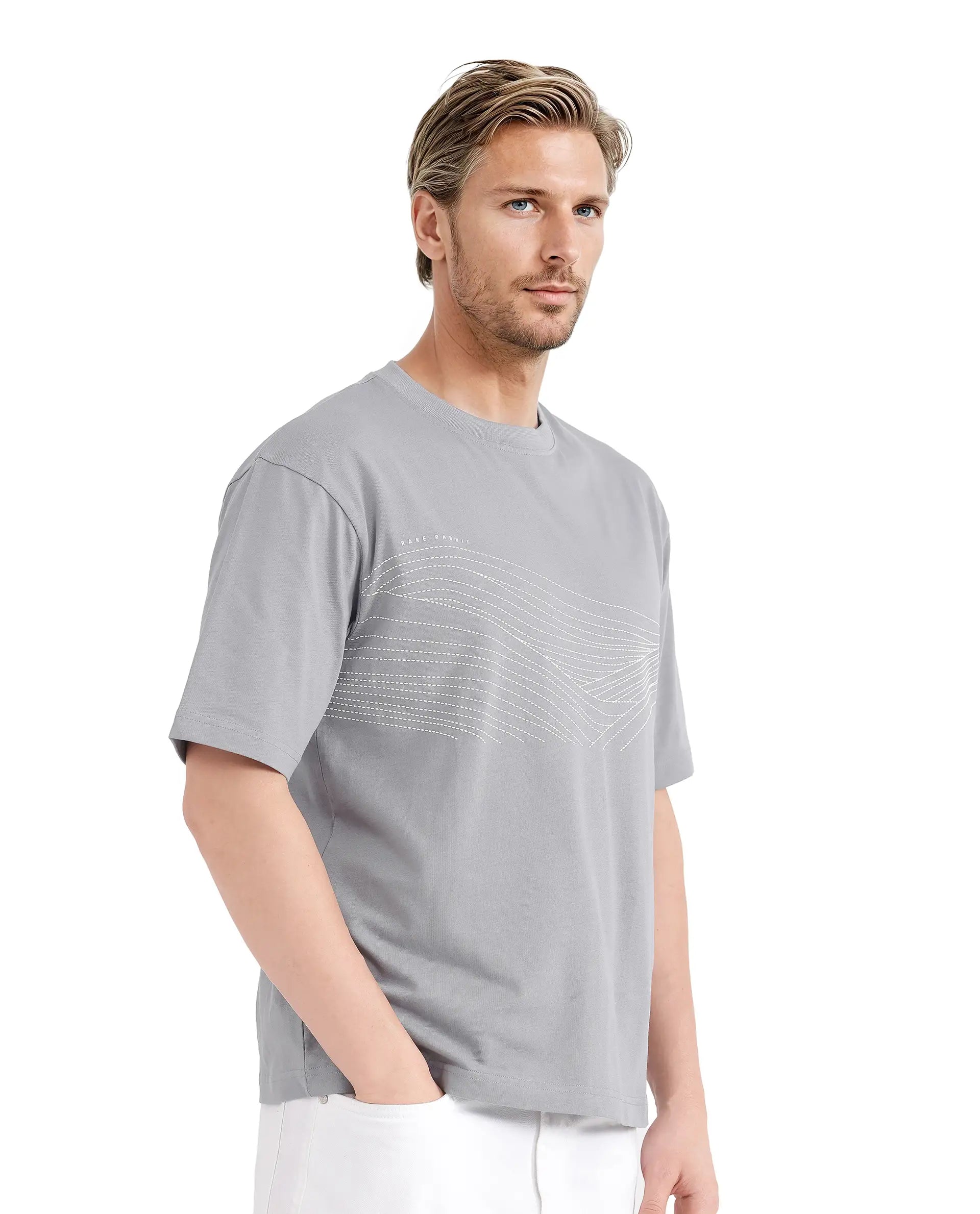 Rare Rabbit Men Vint Light Grey Cotton Fabric Short Sleeve Crew Neck Qlo Fit Hd Print T-Shirt