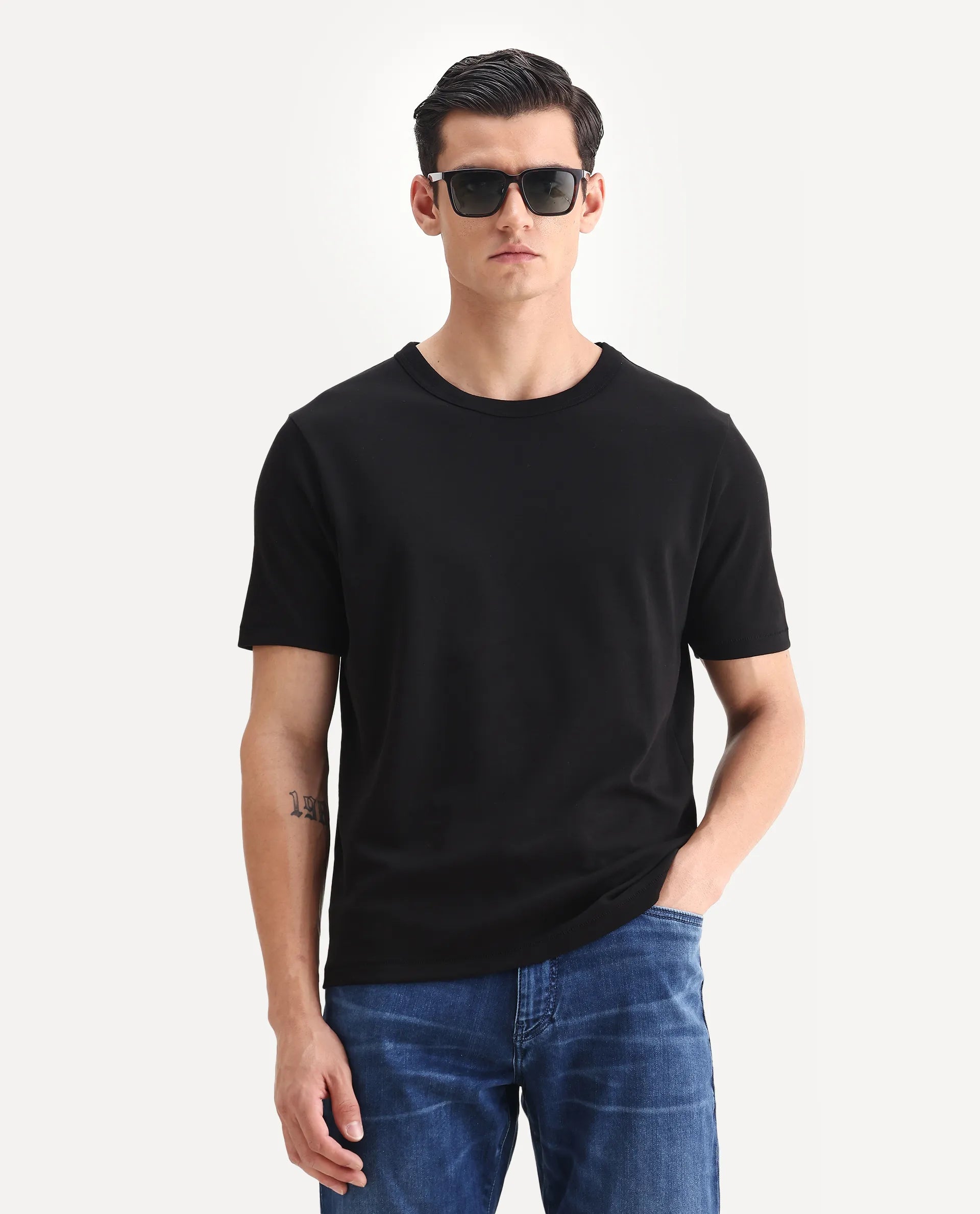 Rare Rabbit Men's Volt Black Cotton Plain Regular Fit Half Sleeve Crew Neck T-Shirt