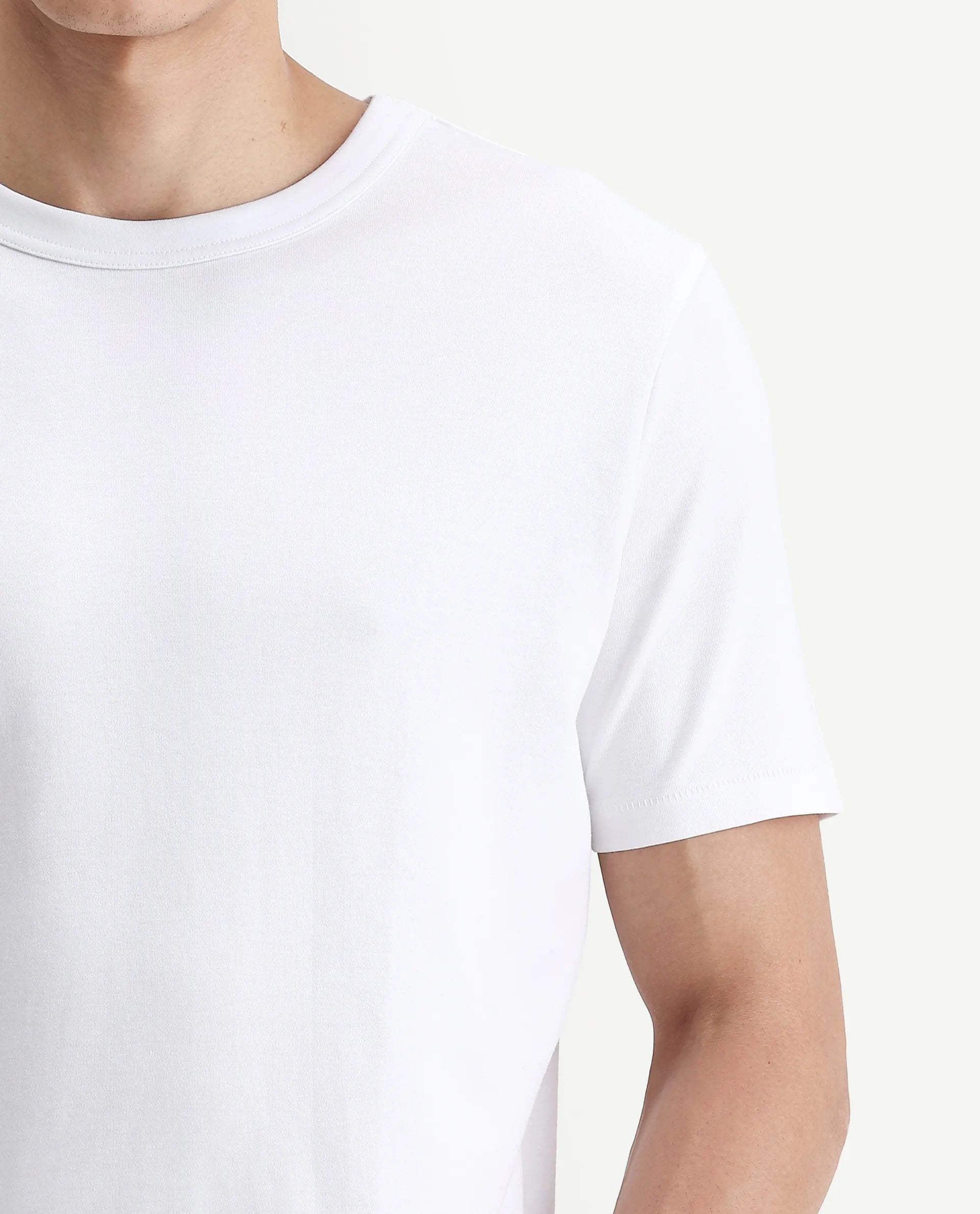 Rare Rabbit Men's Volt White Cotton Plain Regular Fit Half Sleeve Crew Neck T-Shirt