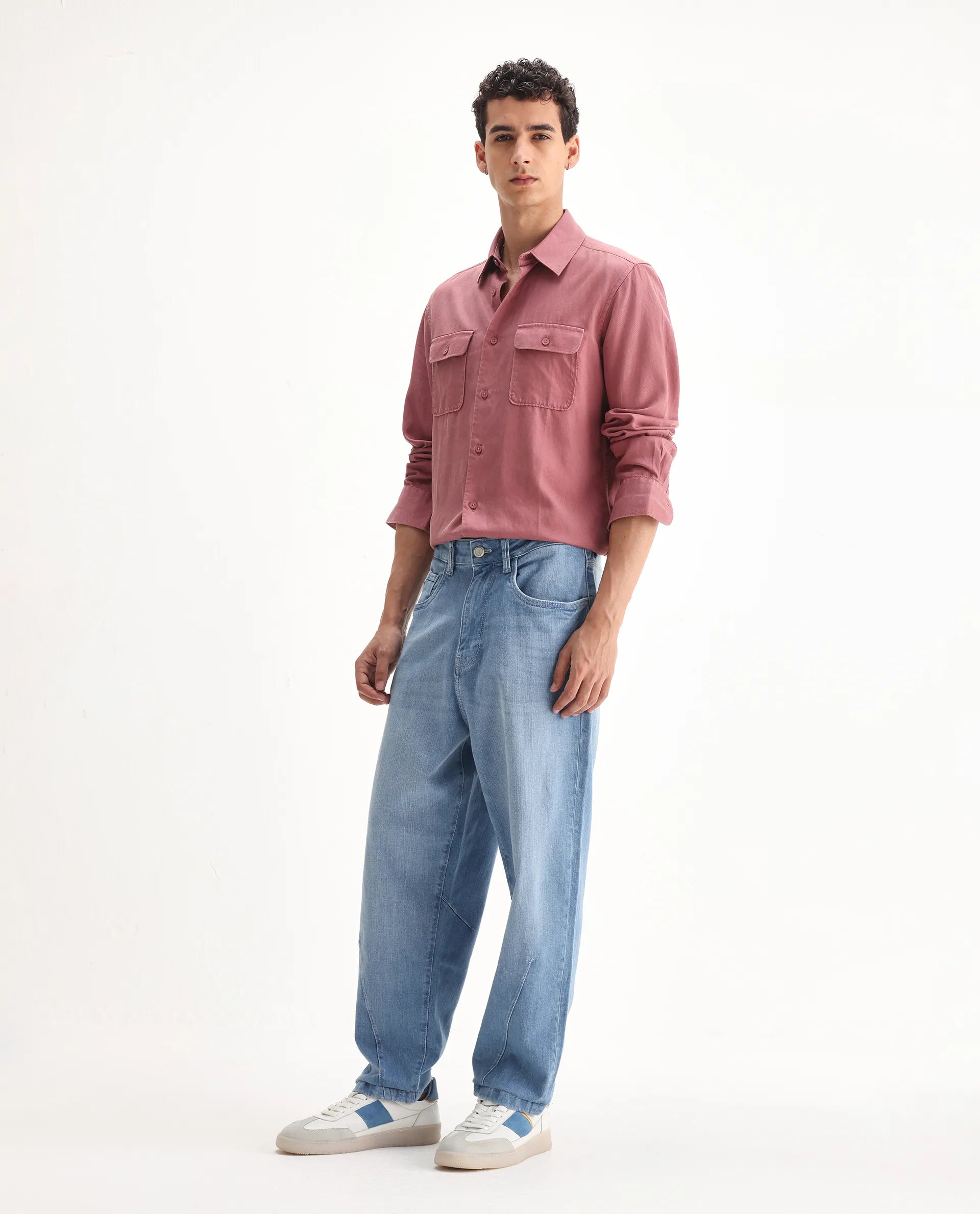 Rare Rabbit Men's Vort Light Blue Cotton Blend Plain Baggy Fit Jeans