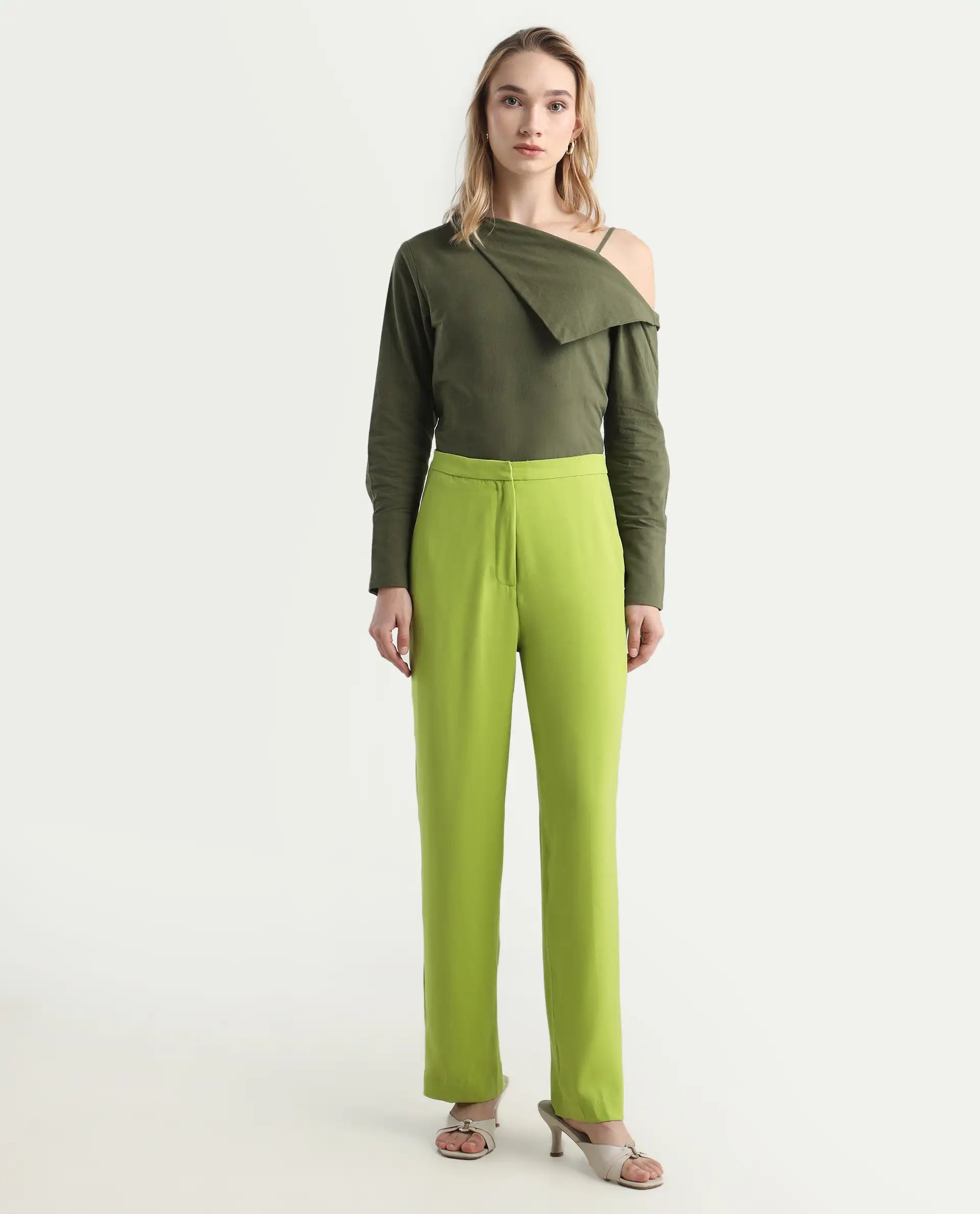 Rareism Women's Waif Green Polyester Blend Plain Ankle Length Straight Fit Trouser