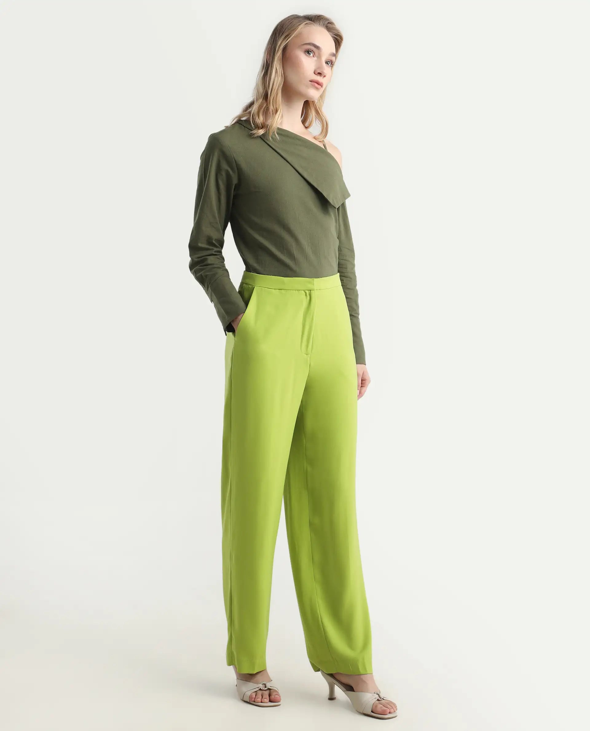 Rareism Women's Waif Green Polyester Blend Plain Ankle Length Straight Fit Trouser