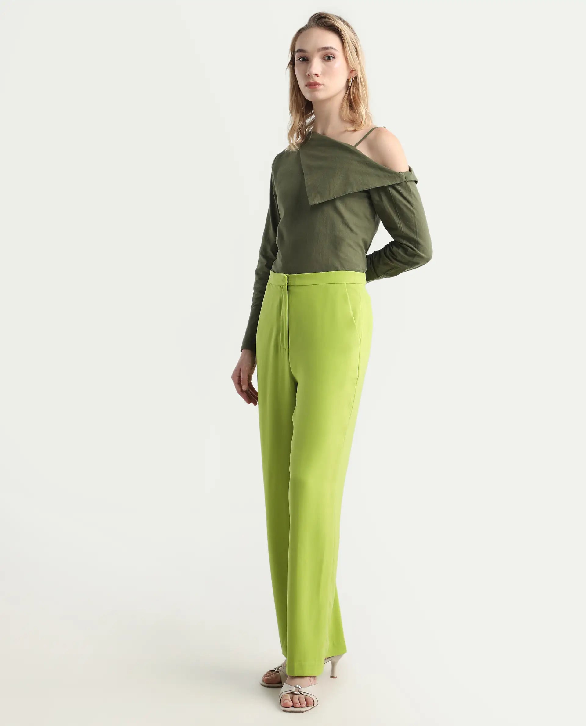 Rareism Women's Waif Green Polyester Blend Plain Ankle Length Straight Fit Trouser