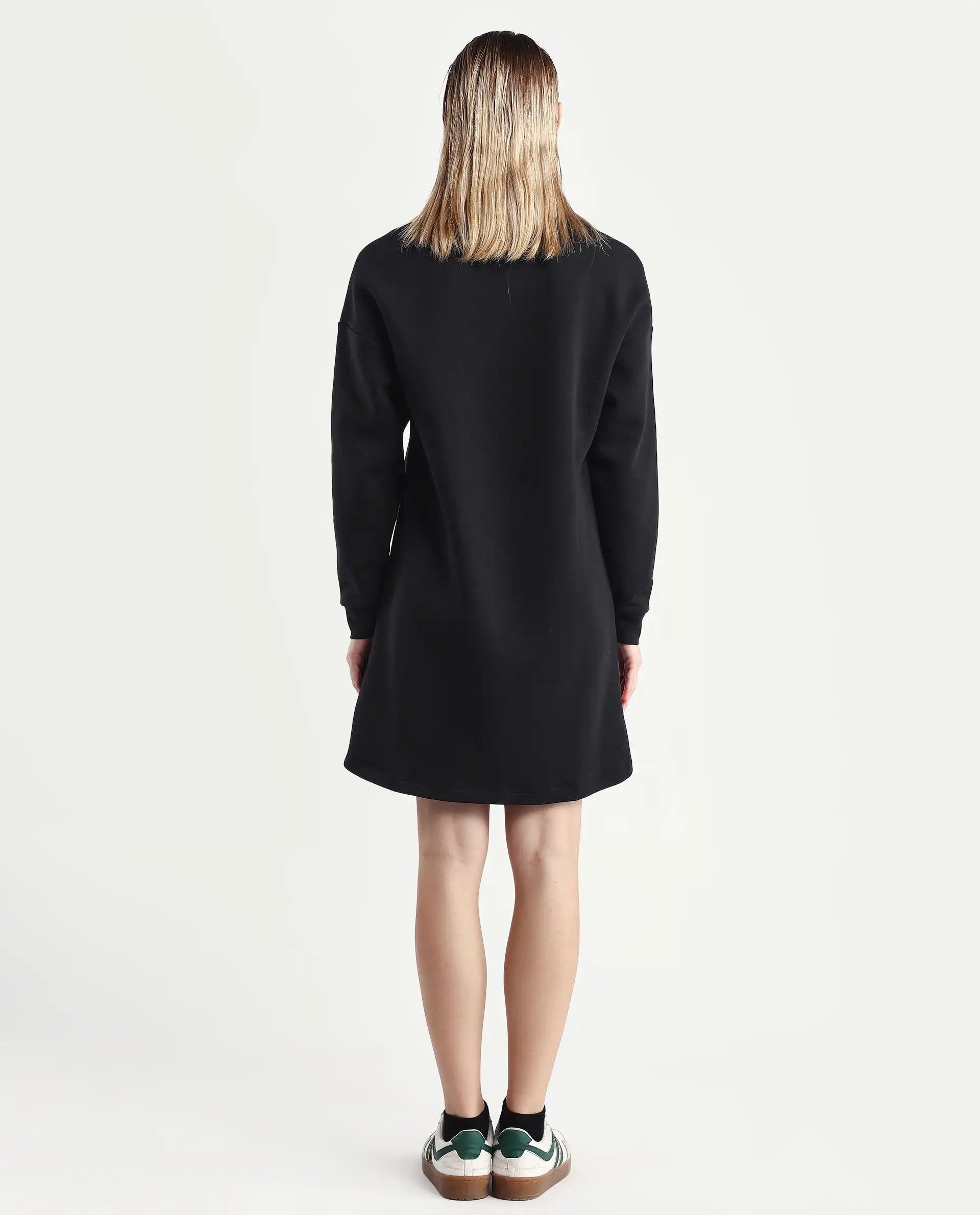 Rareism Women's Wekel Black Cotton Blend Crew Neck Plain Oversized Sweatshirt