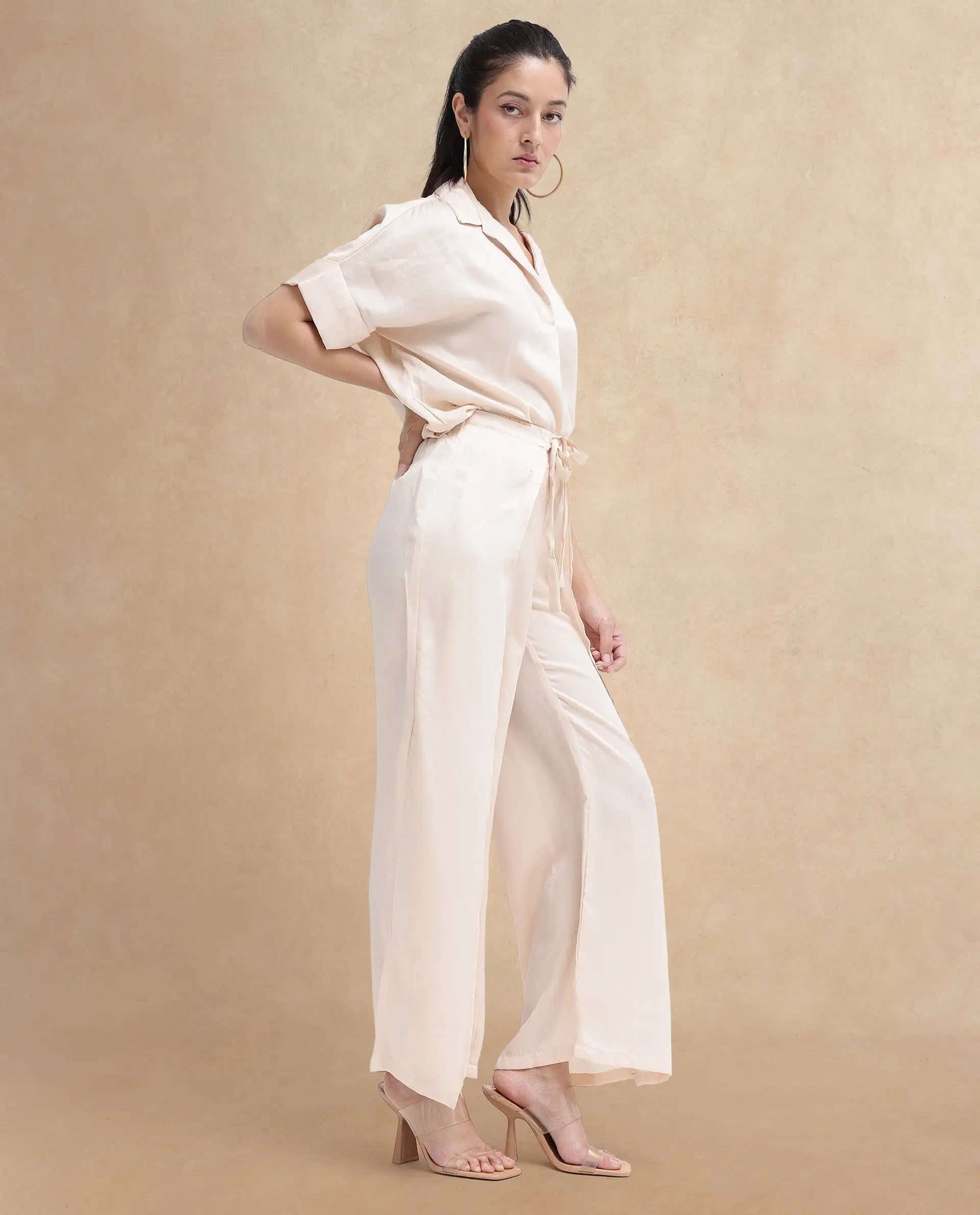 Rareism Women Yamato-B Light Beige Wide Fit Plain Ankle Length Trouser