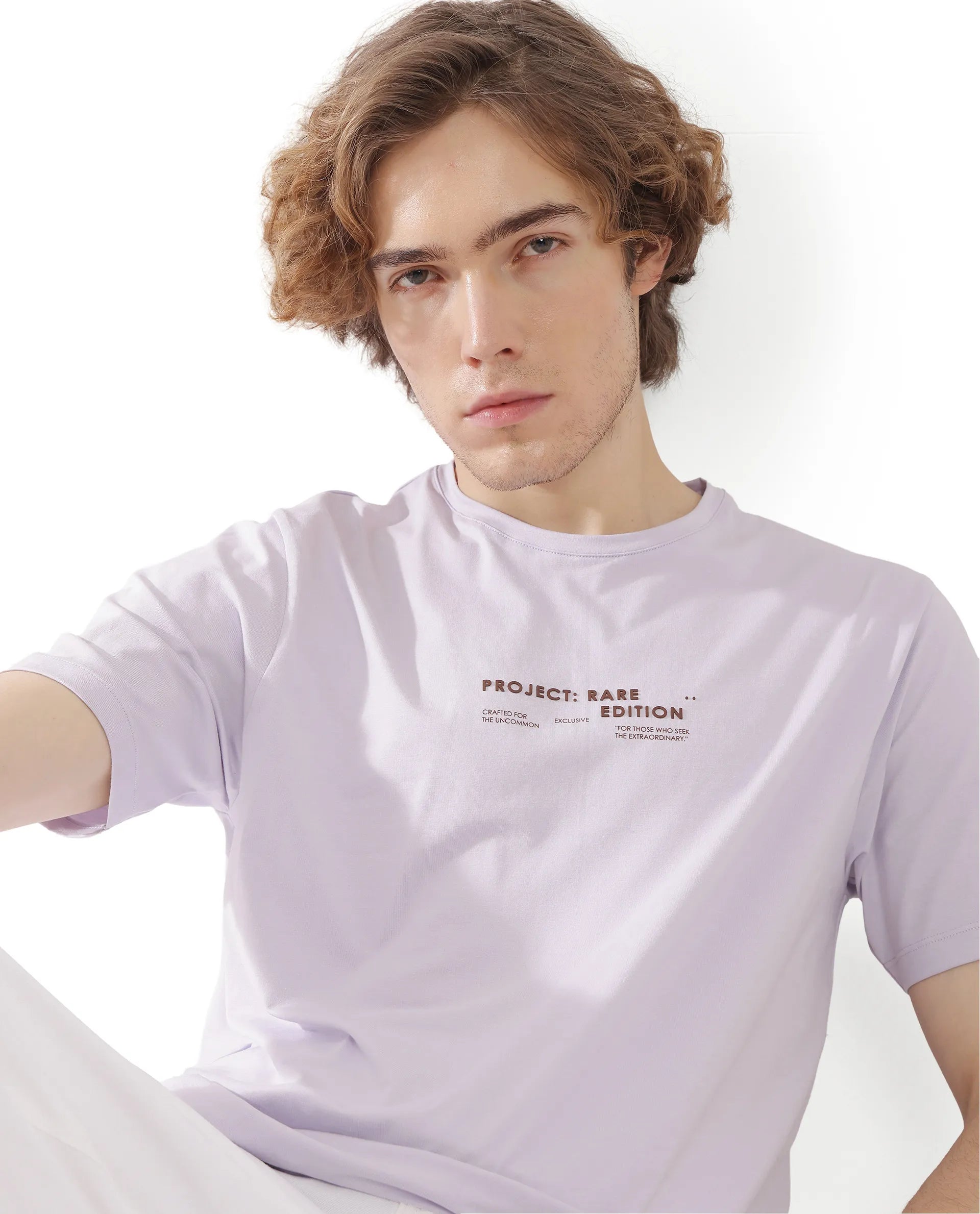 Rare Rabbit Men Yolt Pastel Purple Cotton Blend Fabric Short Sleeve Crew Neck Hd Print T-Shirt