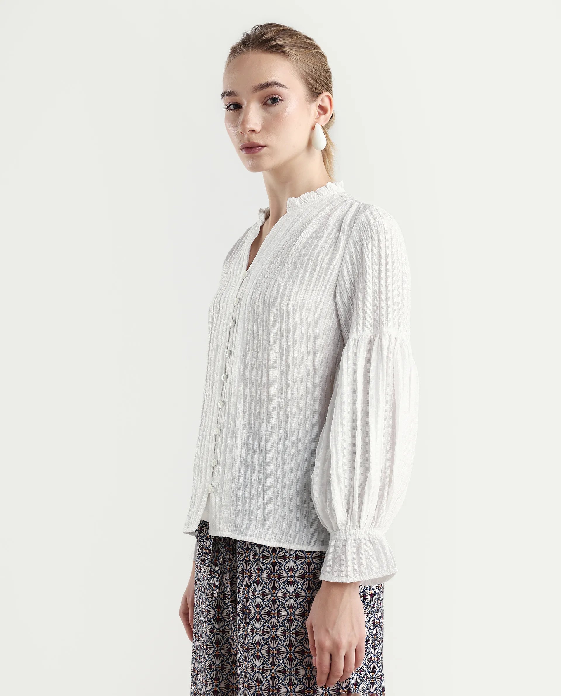 Rareism Women's Cotton Blend V-Neck Plain Lantern Sleeve Regular Fit Top