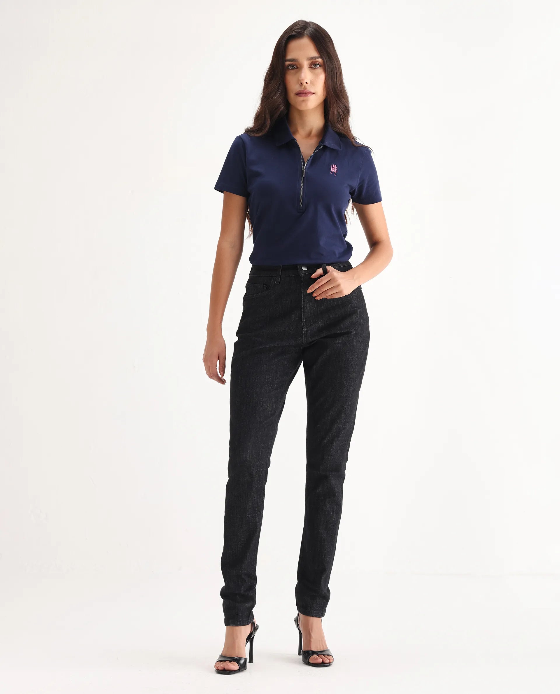 Rareism Women's Zaisho Black Cotton Blend Plain Ankle Length Sleek Skinny Fit Jeans