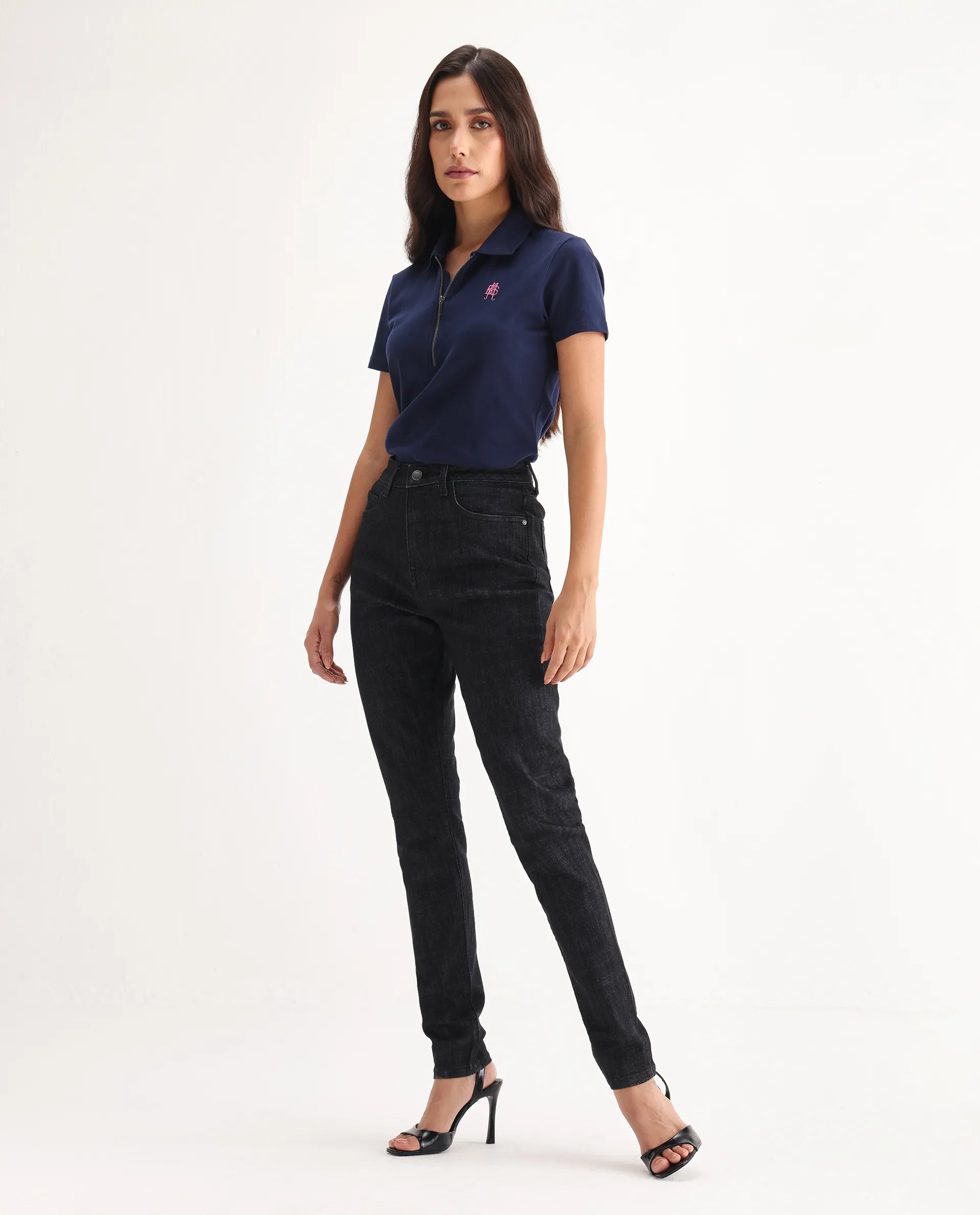 Rareism Women's Zaisho Black Cotton Blend Plain Ankle Length Sleek Skinny Fit Jeans