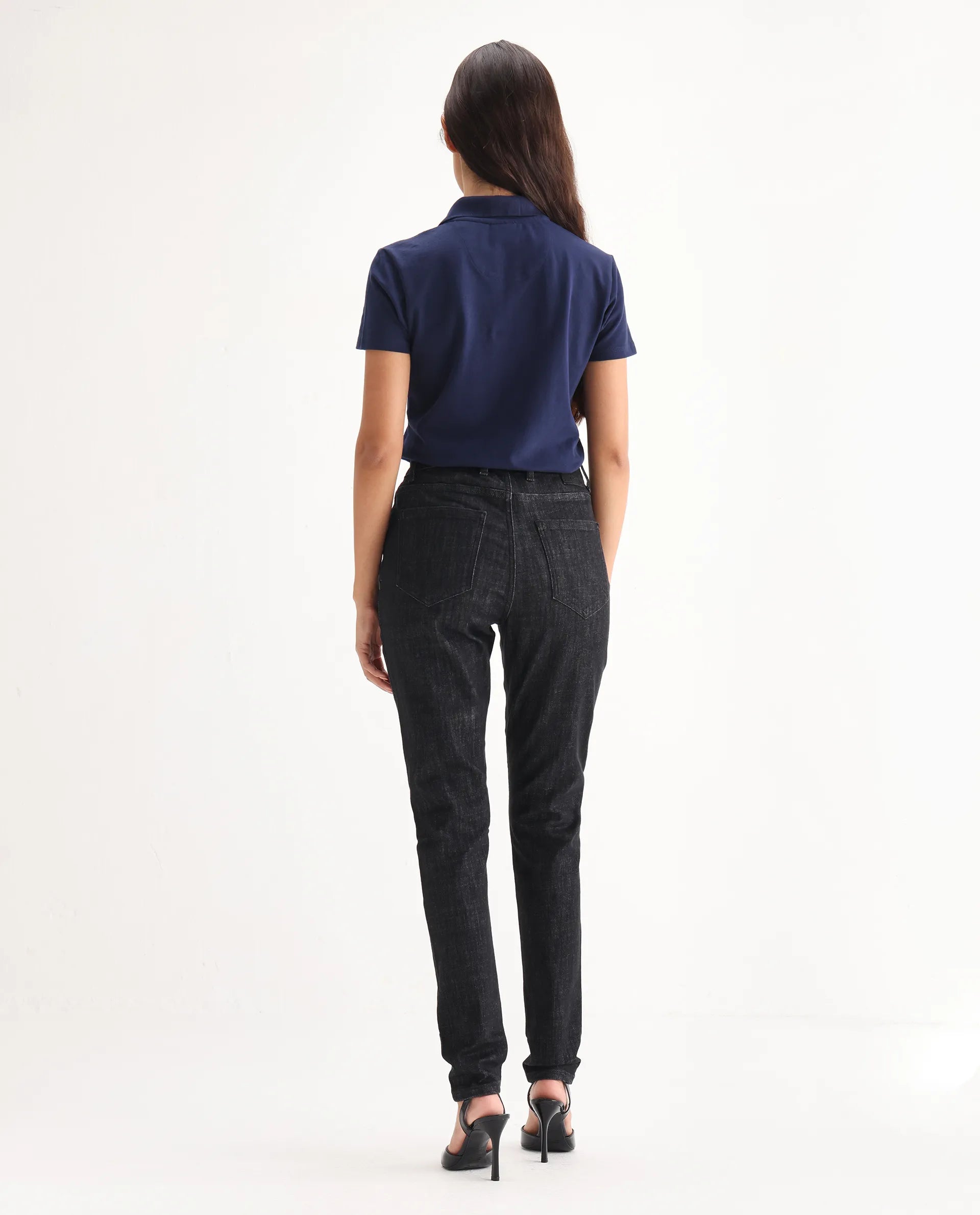 Rareism Women's Zaisho Black Cotton Blend Plain Ankle Length Sleek Skinny Fit Jeans