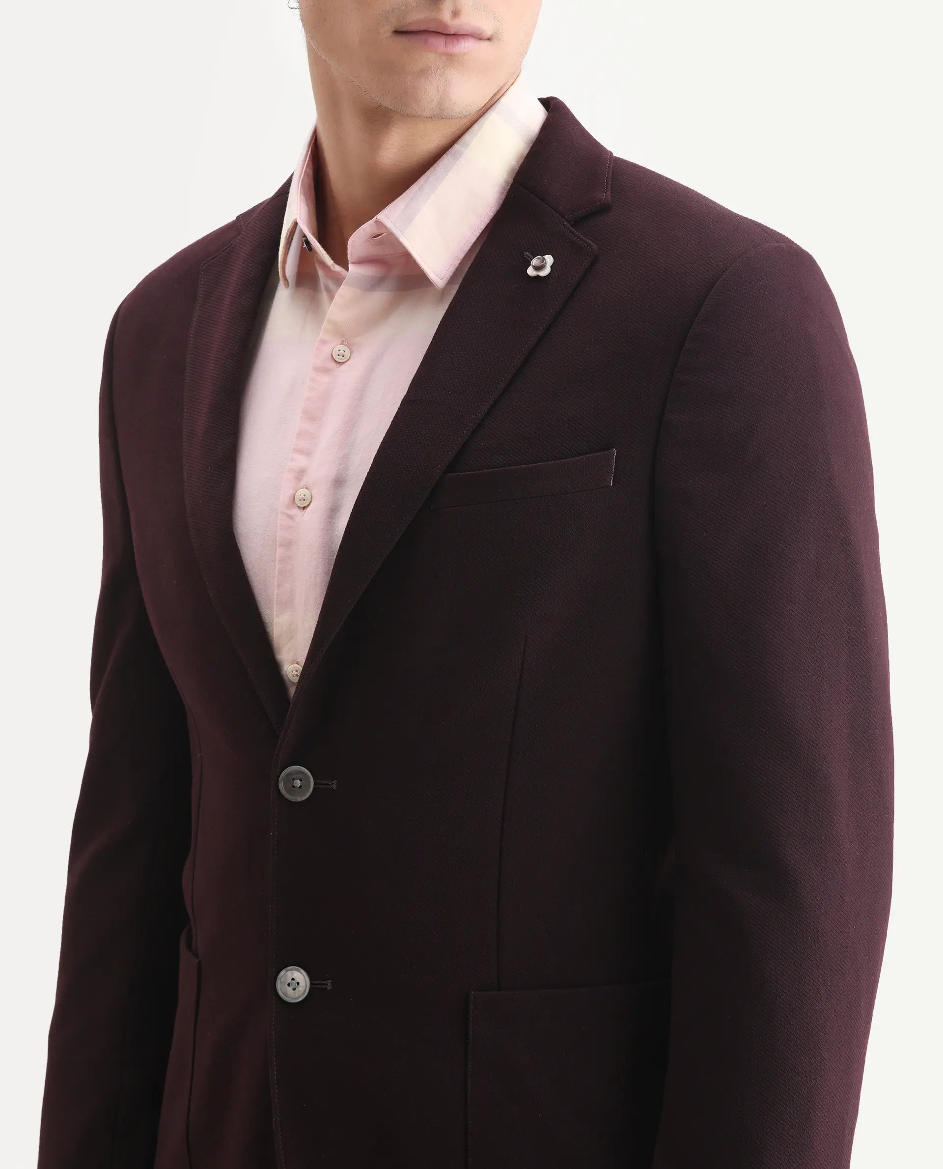 Rare Rabbit Men's Zandro Maroon Rayon Plain Tailored Fit Full Sleeve Lapel Neck Suits