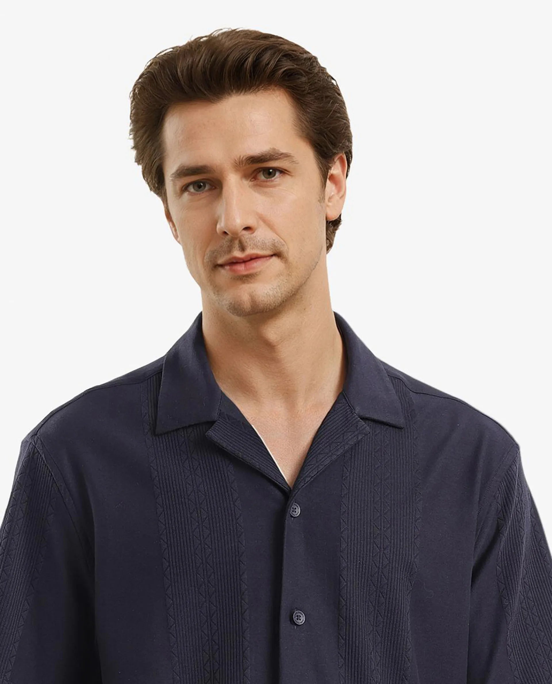 Rare Rabbit Men Zino Navy Short Sleeve Cuban Collared Button Closure Boxy Fit Seersucker Shirt