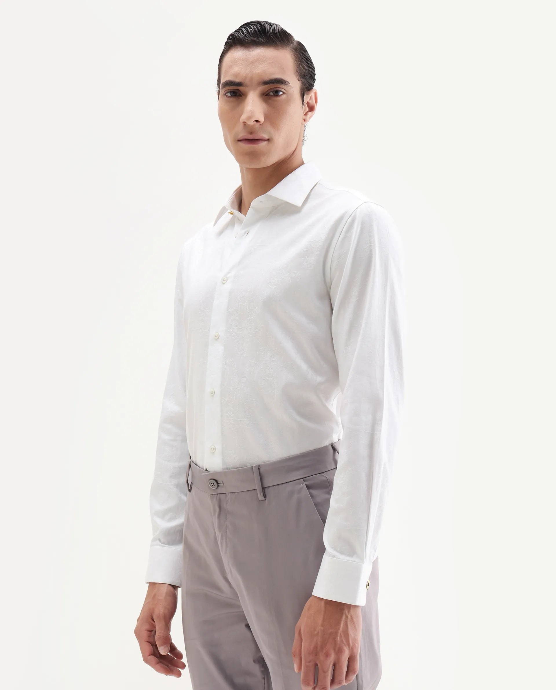 Rare Rabbit Men's Zinq White Cotton Fabric Spread Collar Regular Fit Jacquard Shirt