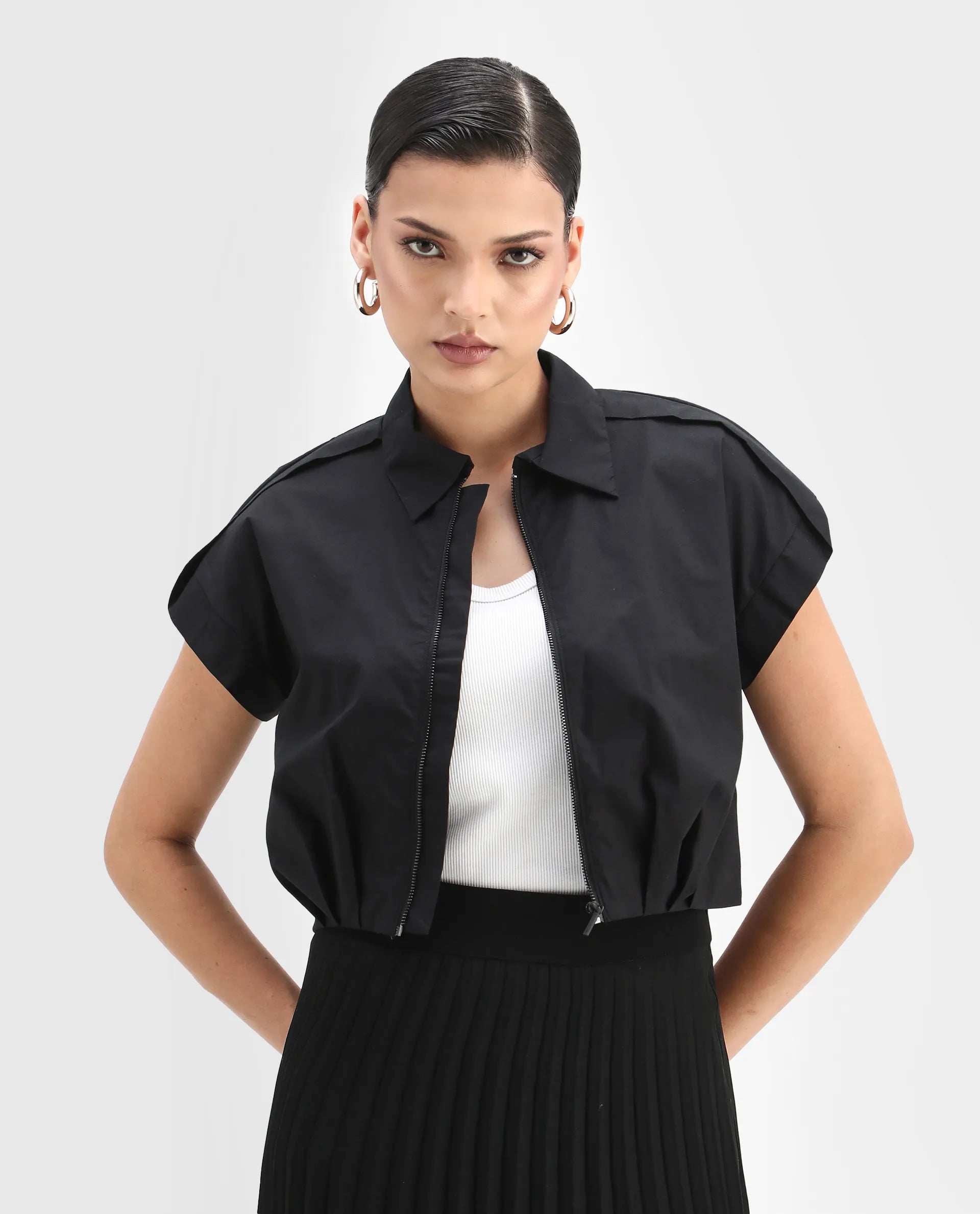 Rareism Women's Zuckery Black Cotton Blend Drop Collar Plain Extended Sleeves Crop Regular Fit Top