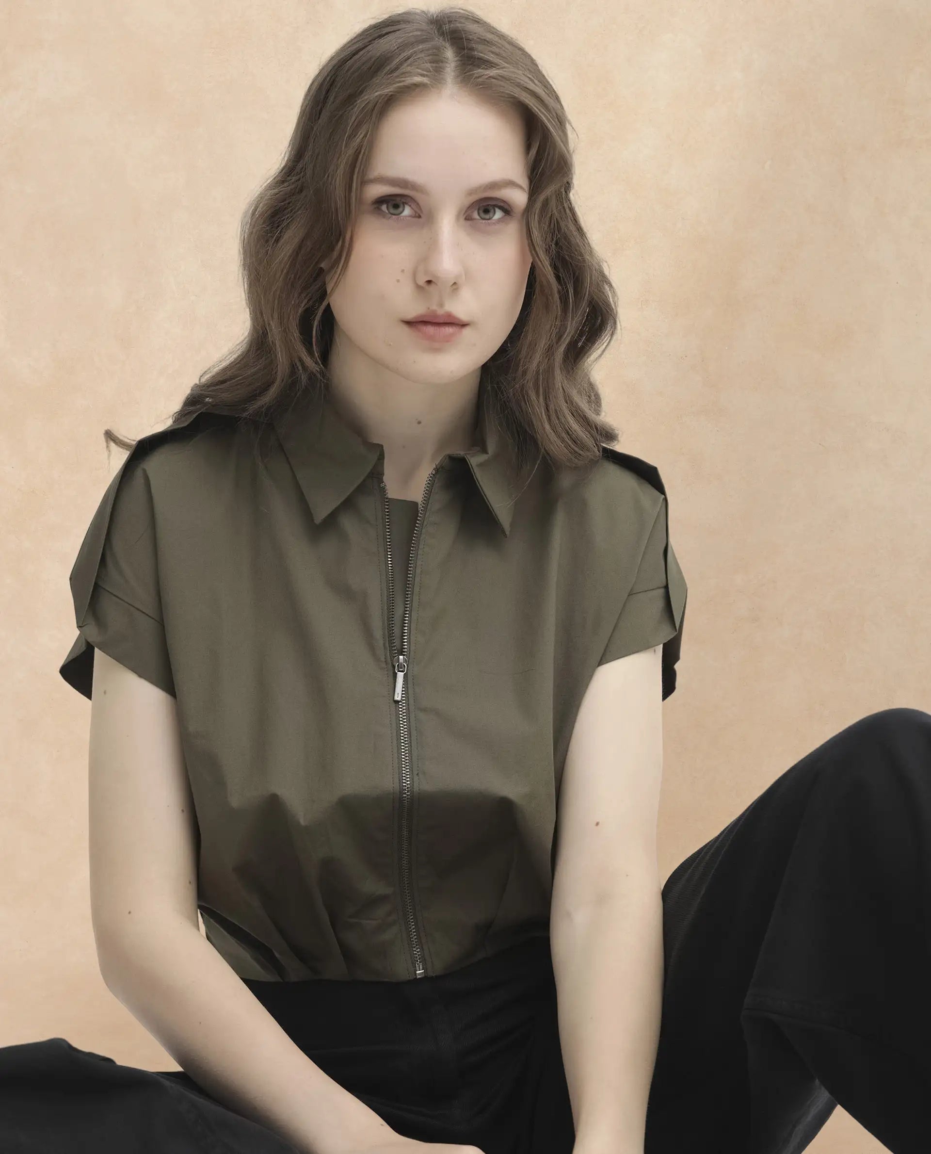 Rareism Women Zuckery Olive Cotton Polyester Fabric Short Sleeves Zip Closure Collared Neck Extended Sleeve Regular Fit Plain Cropped Top