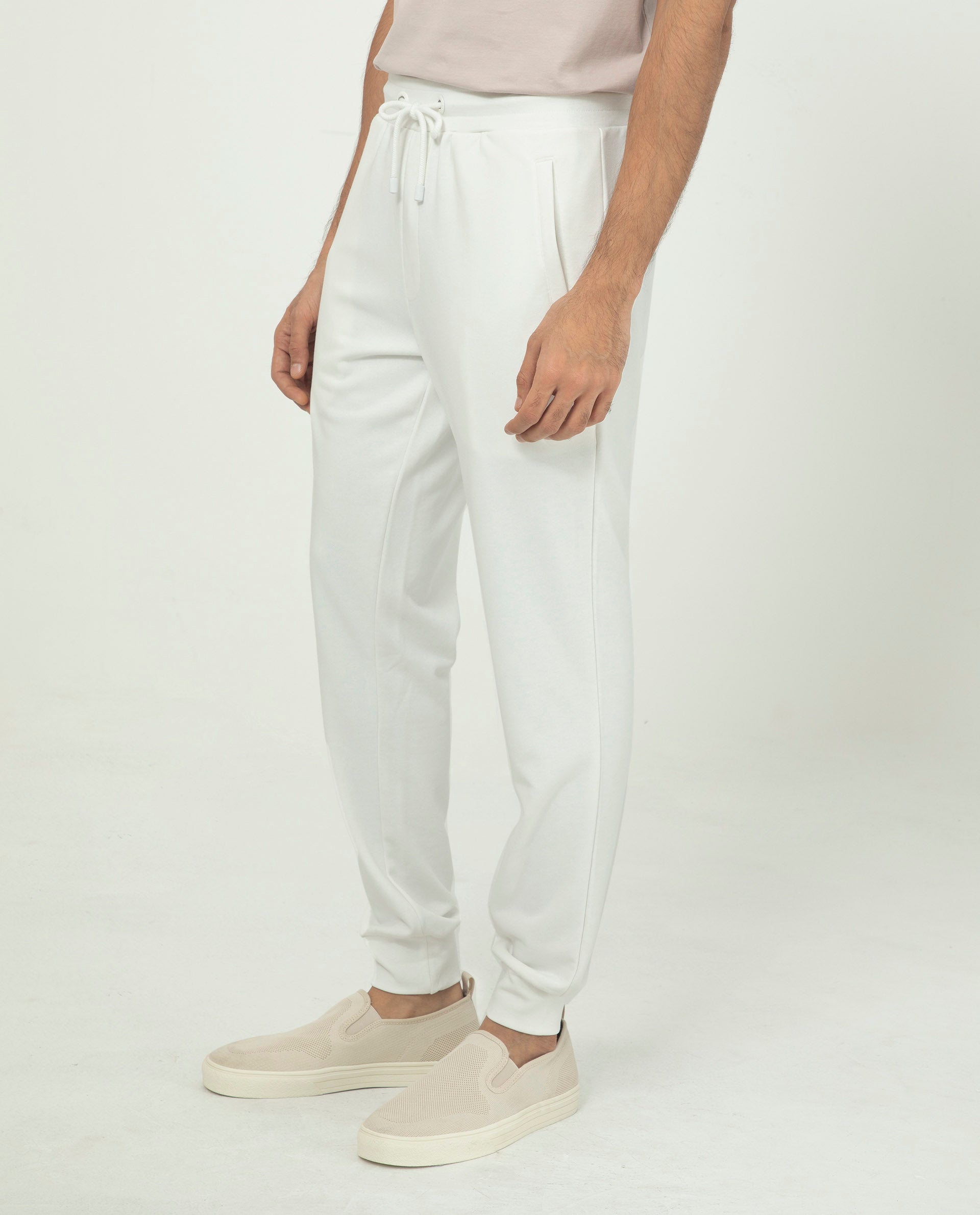 Rare Rabbit Men's Akagi Off White Cotton Polyester Fabric Drawstring Closure Regular Fit Mid Rise Trackpant