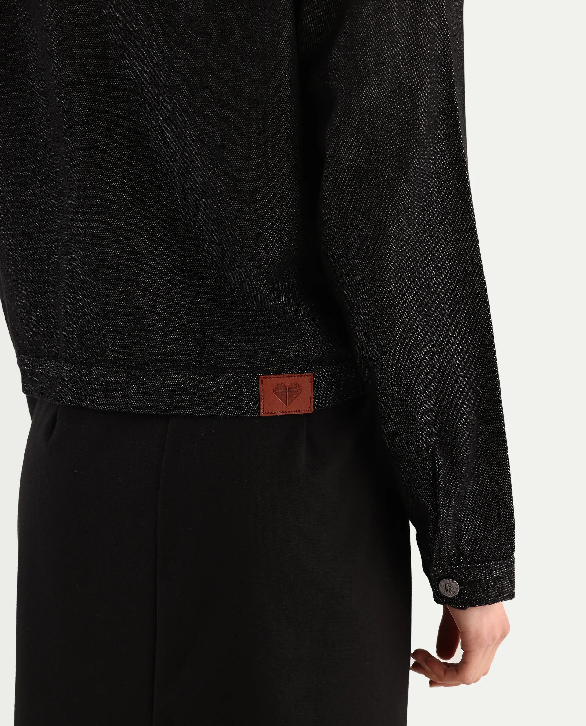 Rareism Women's Allin Black Cotton Drop Collar Plain Cuffed Sleeve Regular Fit Jacket