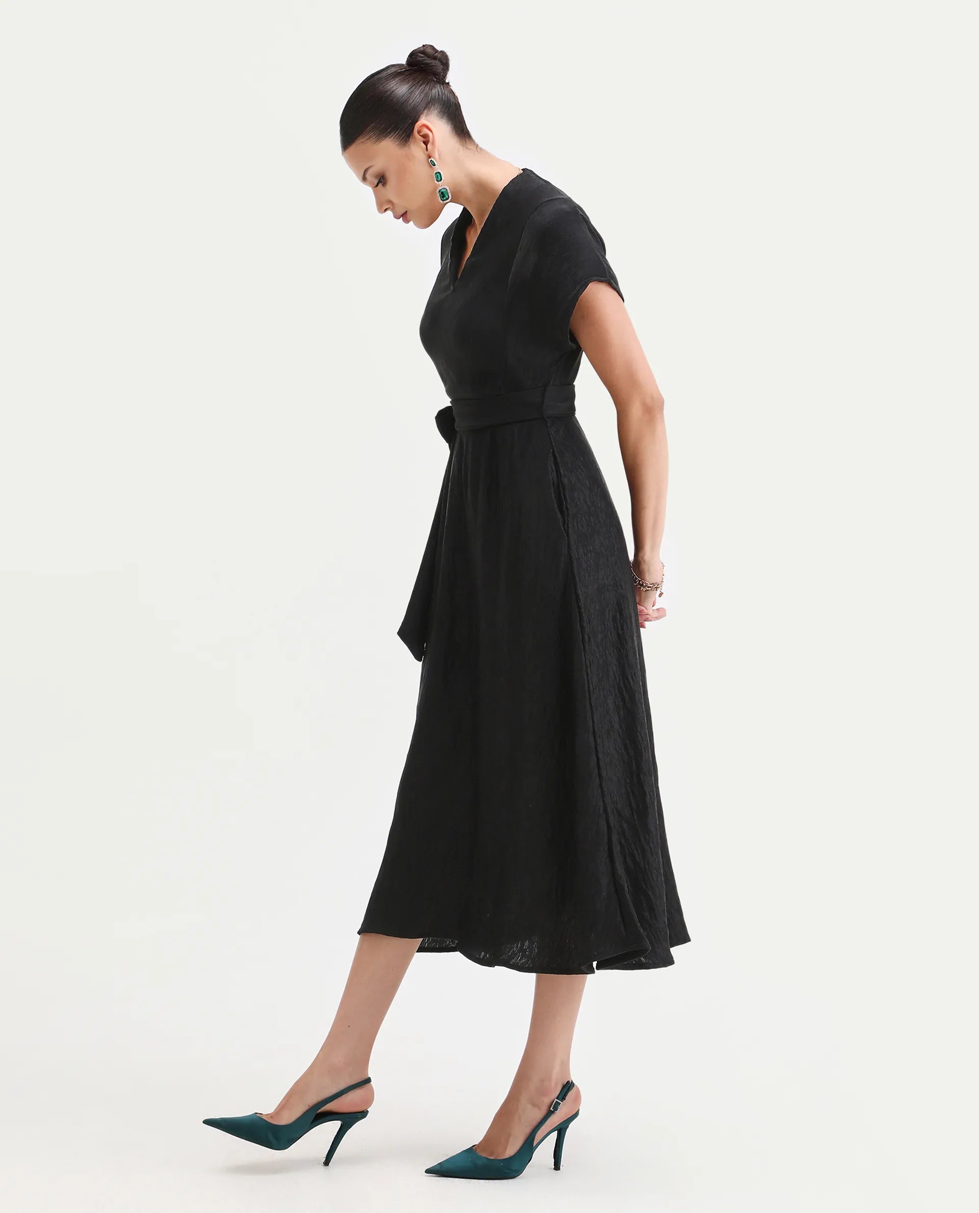 Rareism Women's Aviha Black Nylon Blend V-Neck Flared Plain Dress