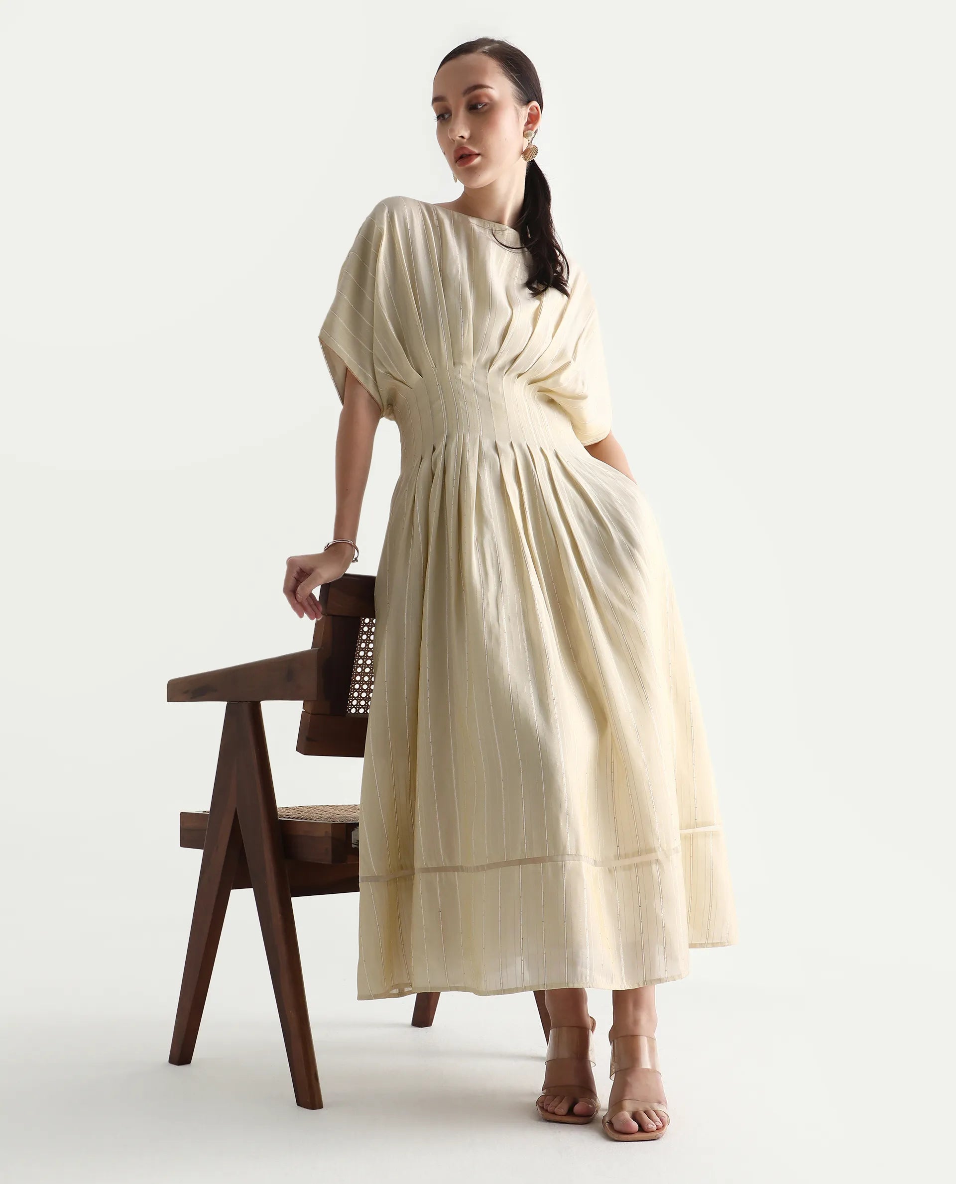Buy Avimi - Off White Solid Fit And Flare Maxi Dress| Rareism Buy Avimi - Off White Solid Fit And Flare Maxi Dress| Rareism