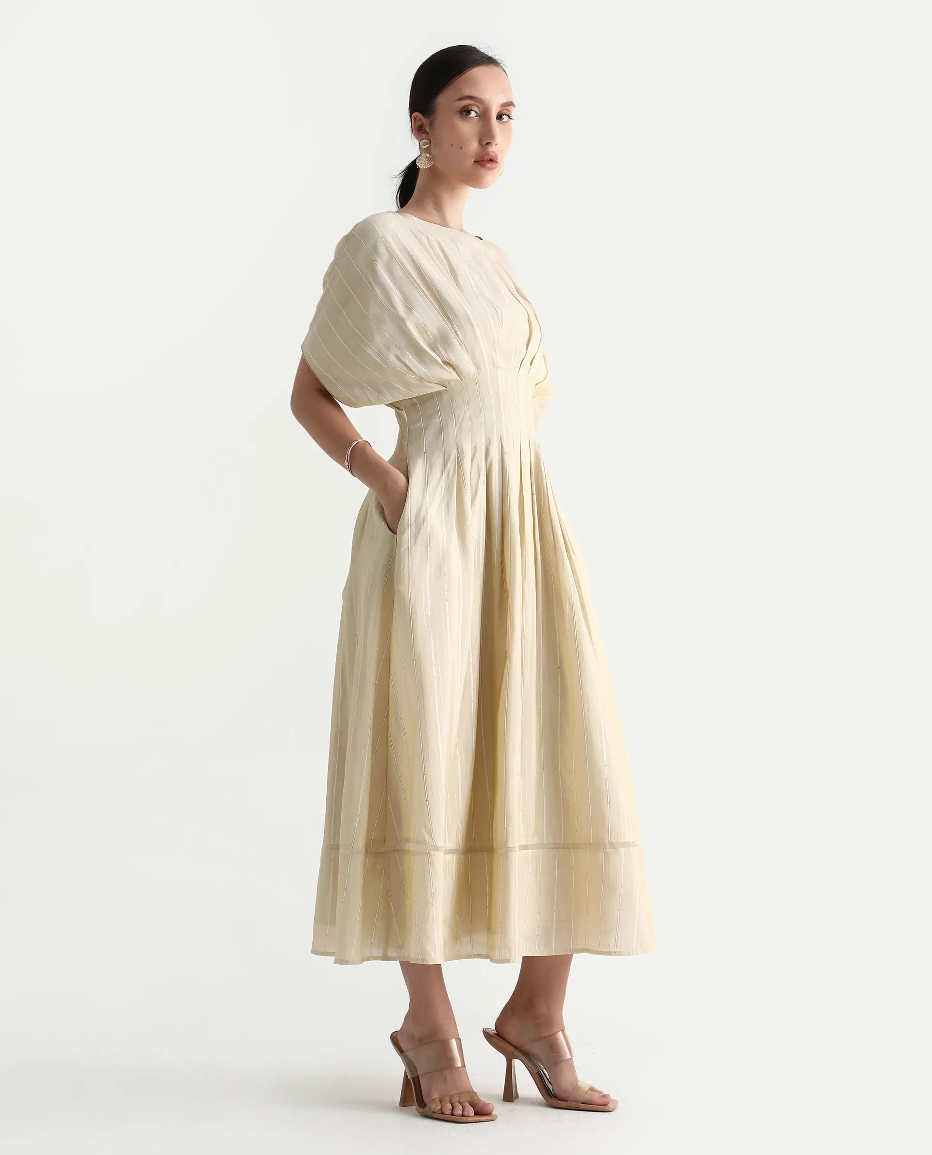 Rareism Women's Avimi Off White Viscose Round Neck Fit And Flare Plain Midi Dress