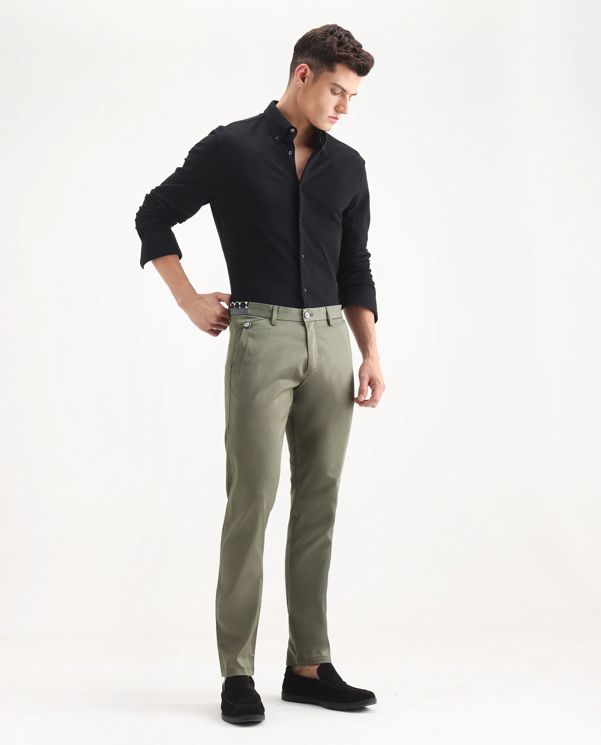 Rare Rabbit Men's Daron Olive Cotton Plain Regular Fit Trouser