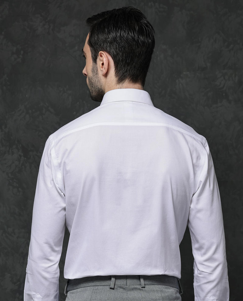 Rare Rabbit Mens Bovec White Full Sleeve Dobby Texture Regular Collar Solid Shirt