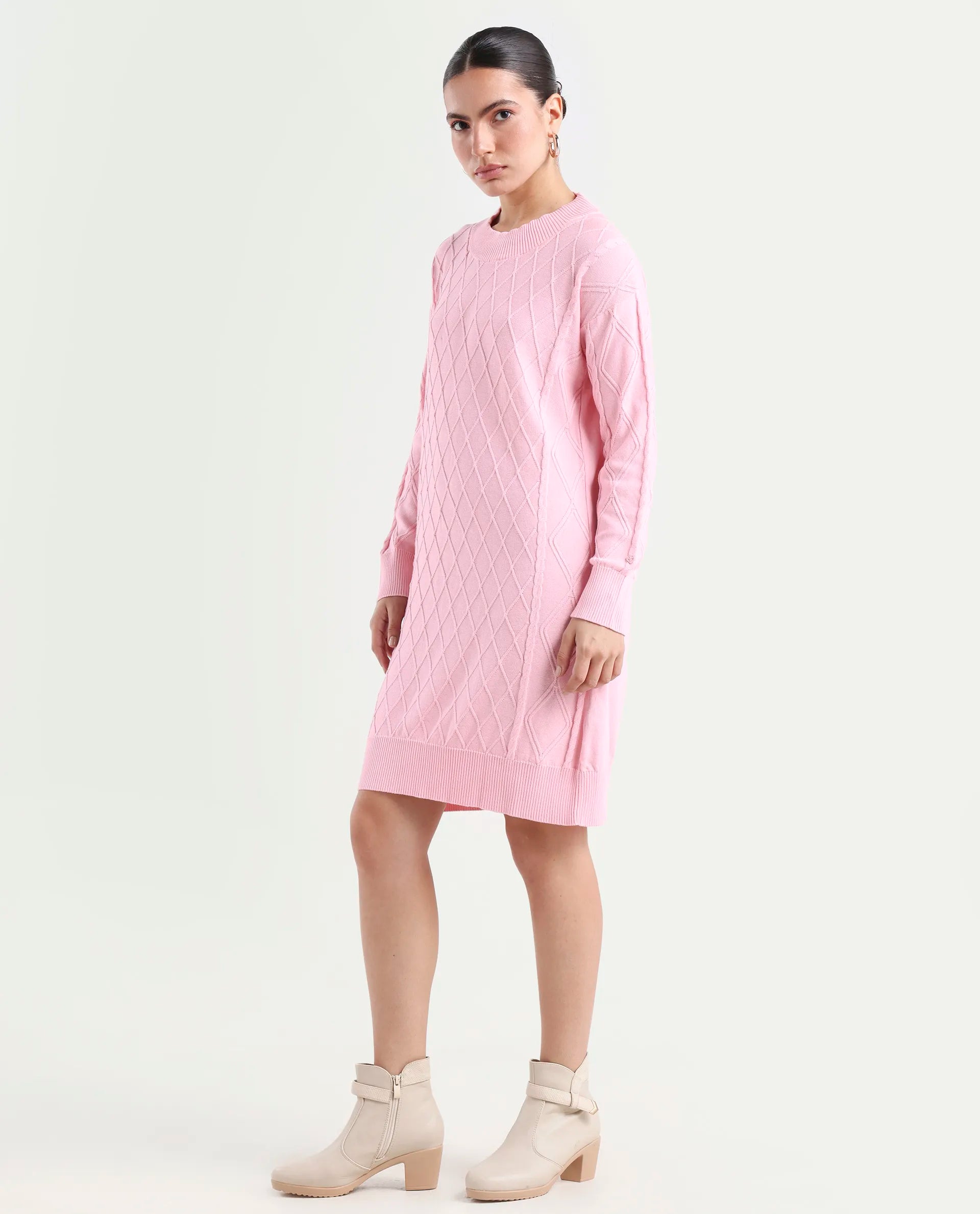 Rareism Women's Budd Light Pink Cotton Crew Neck Plain Knee Length Regular Fit Sweater